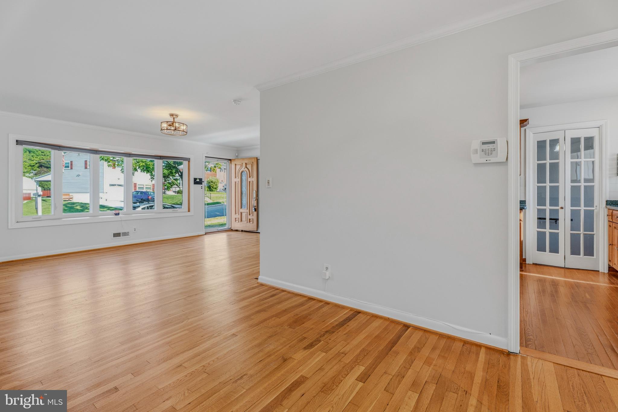 YORK MANOR - Residential