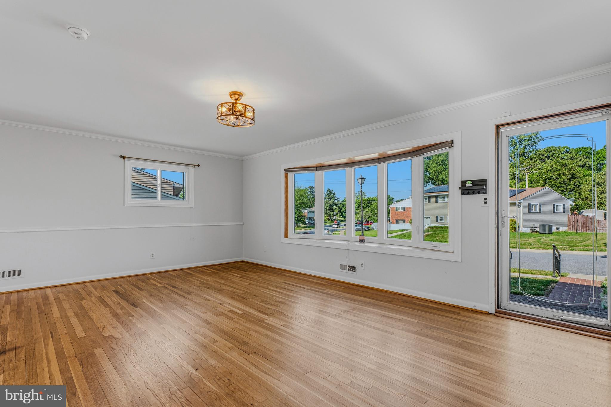 YORK MANOR - Residential