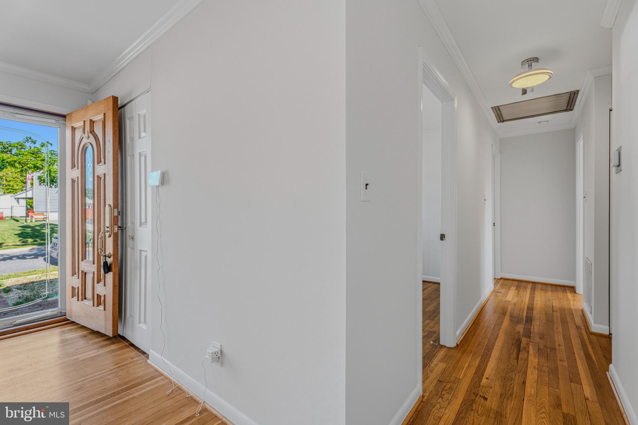 YORK MANOR - Residential