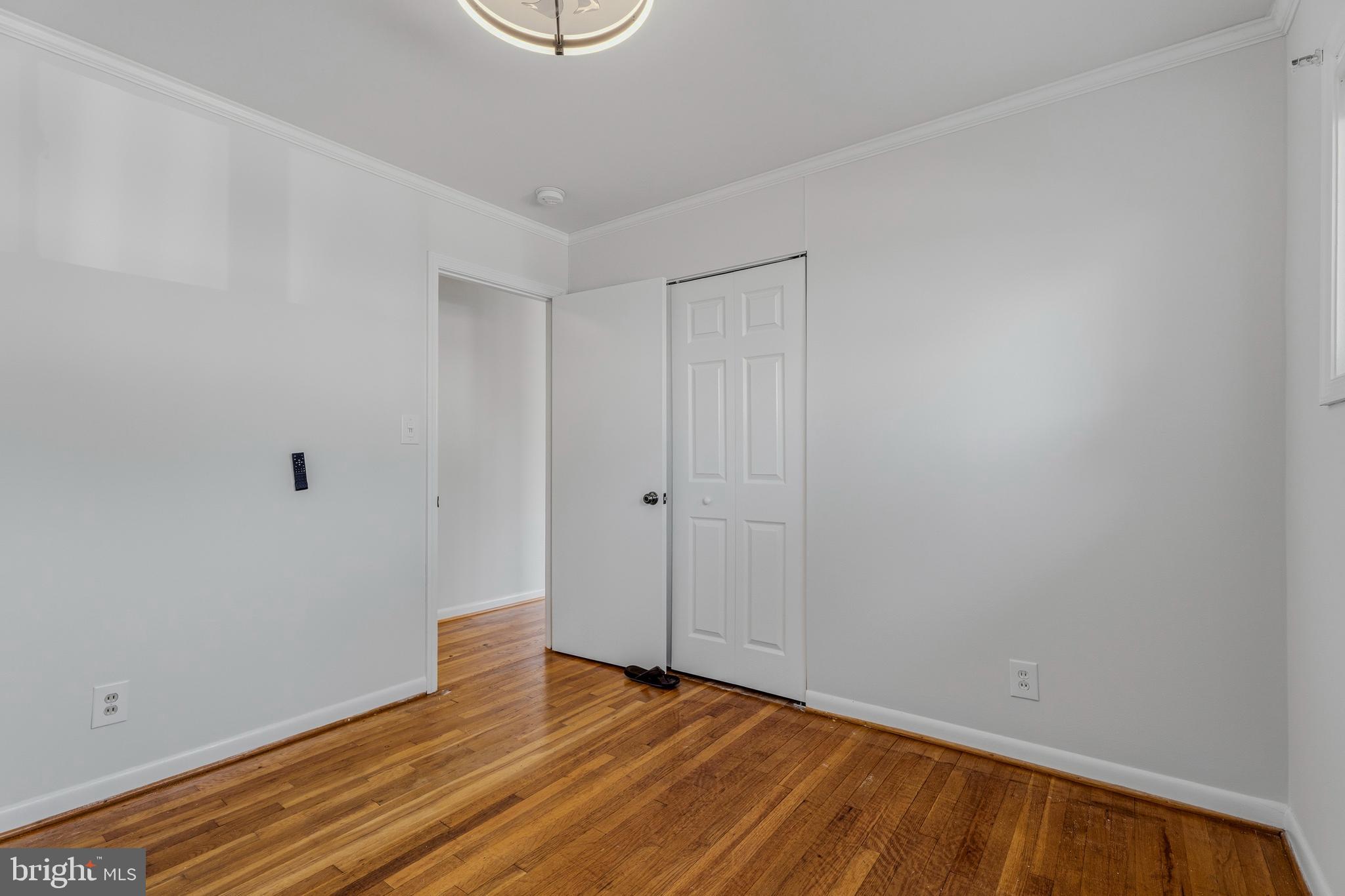 YORK MANOR - Residential