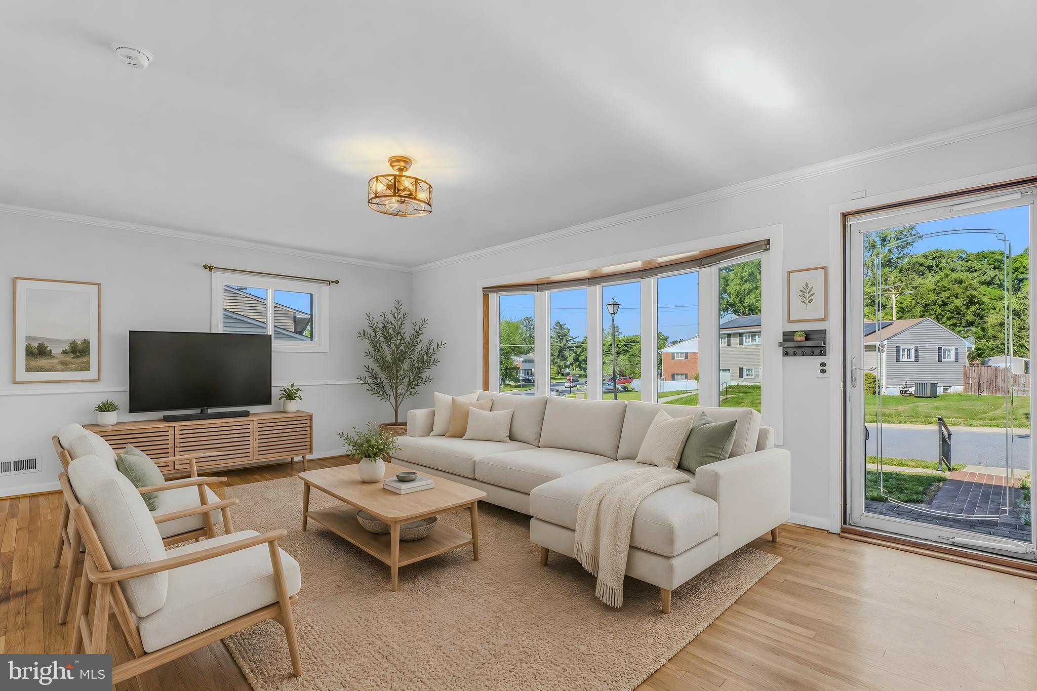 YORK MANOR - Residential