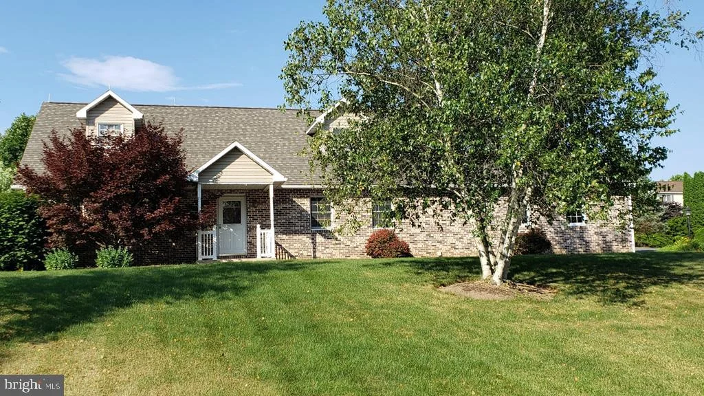 17 Scenic View Drive, Mifflintown, PA 17059