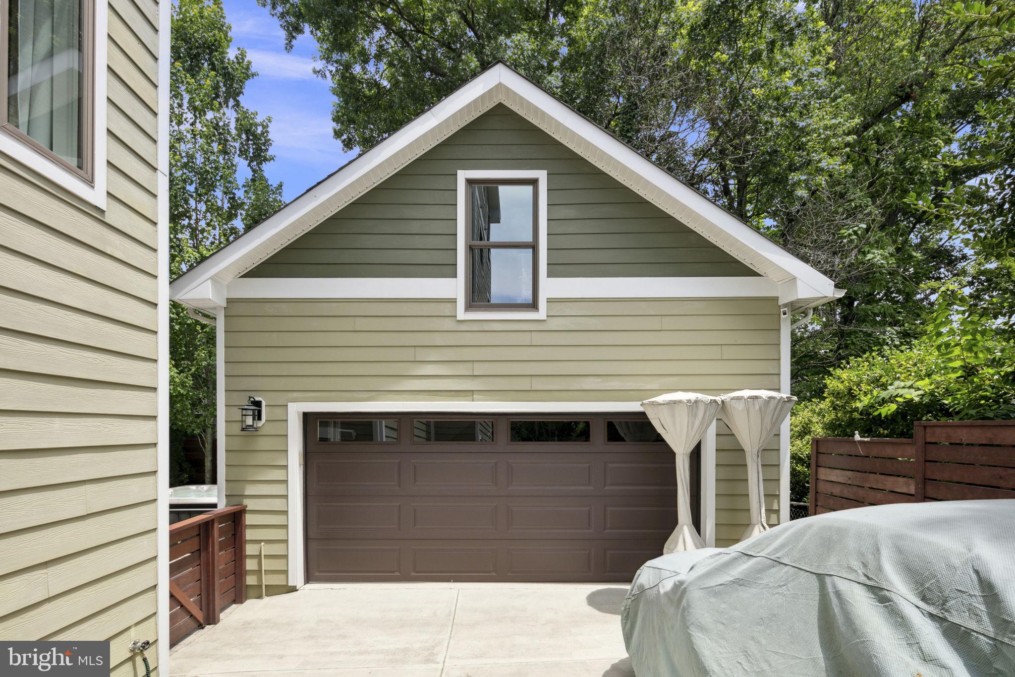 MILBURN TERRACE - Residential