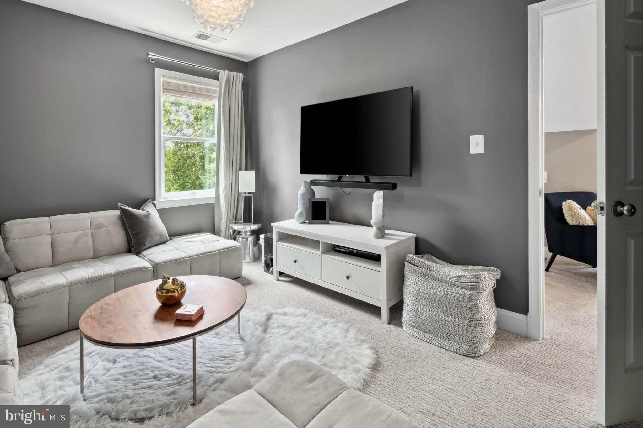 MILBURN TERRACE - Residential