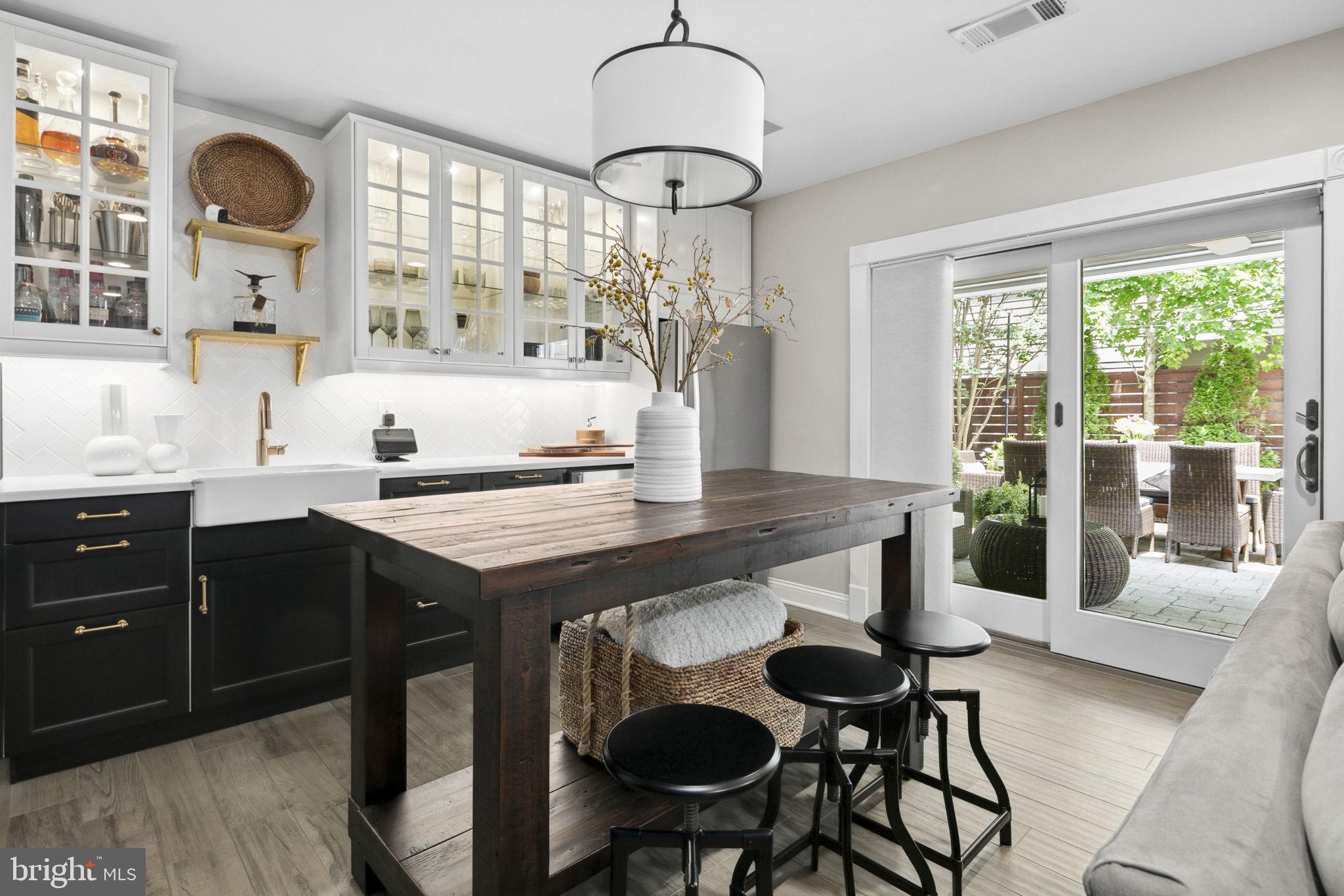 MILBURN TERRACE - Residential