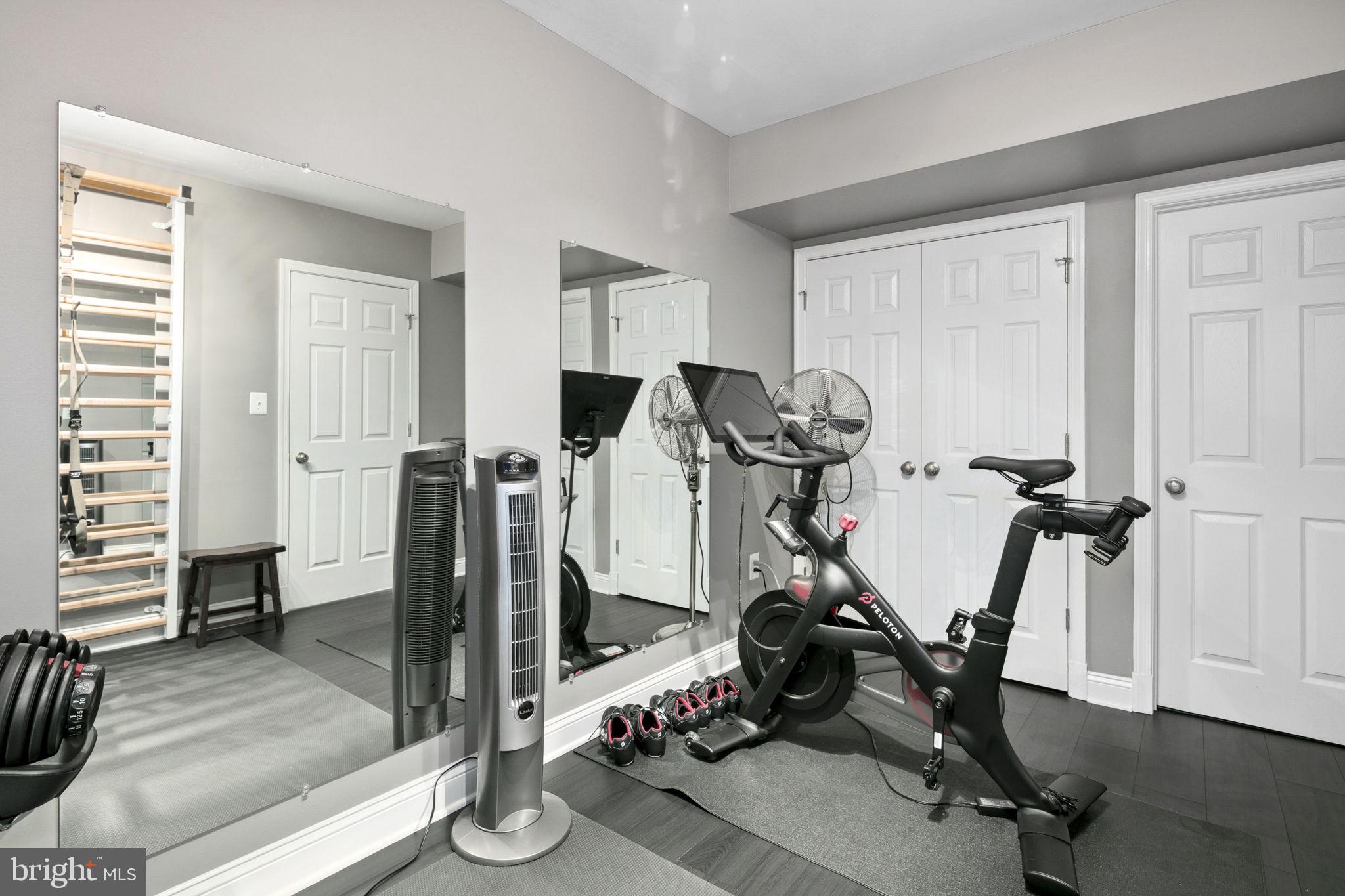 MILBURN TERRACE - Residential