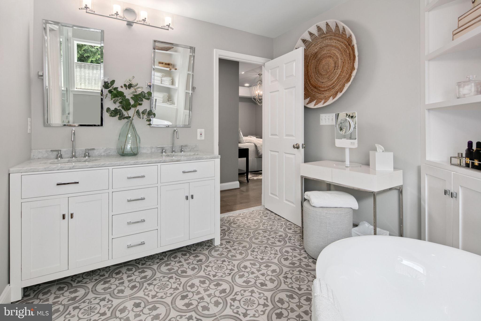 MILBURN TERRACE - Residential