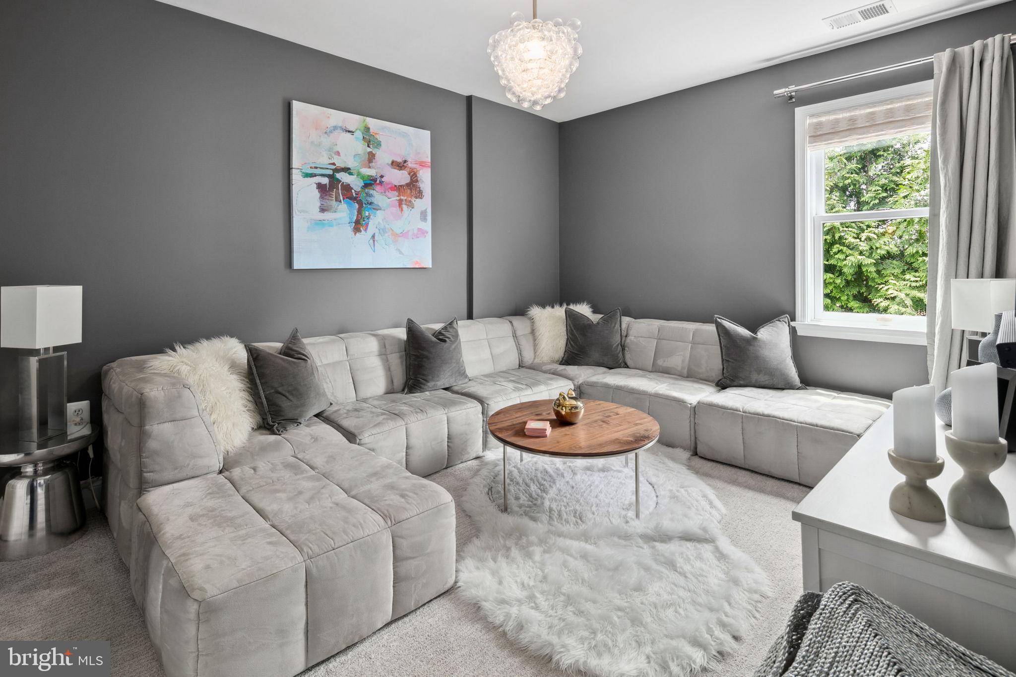 MILBURN TERRACE - Residential