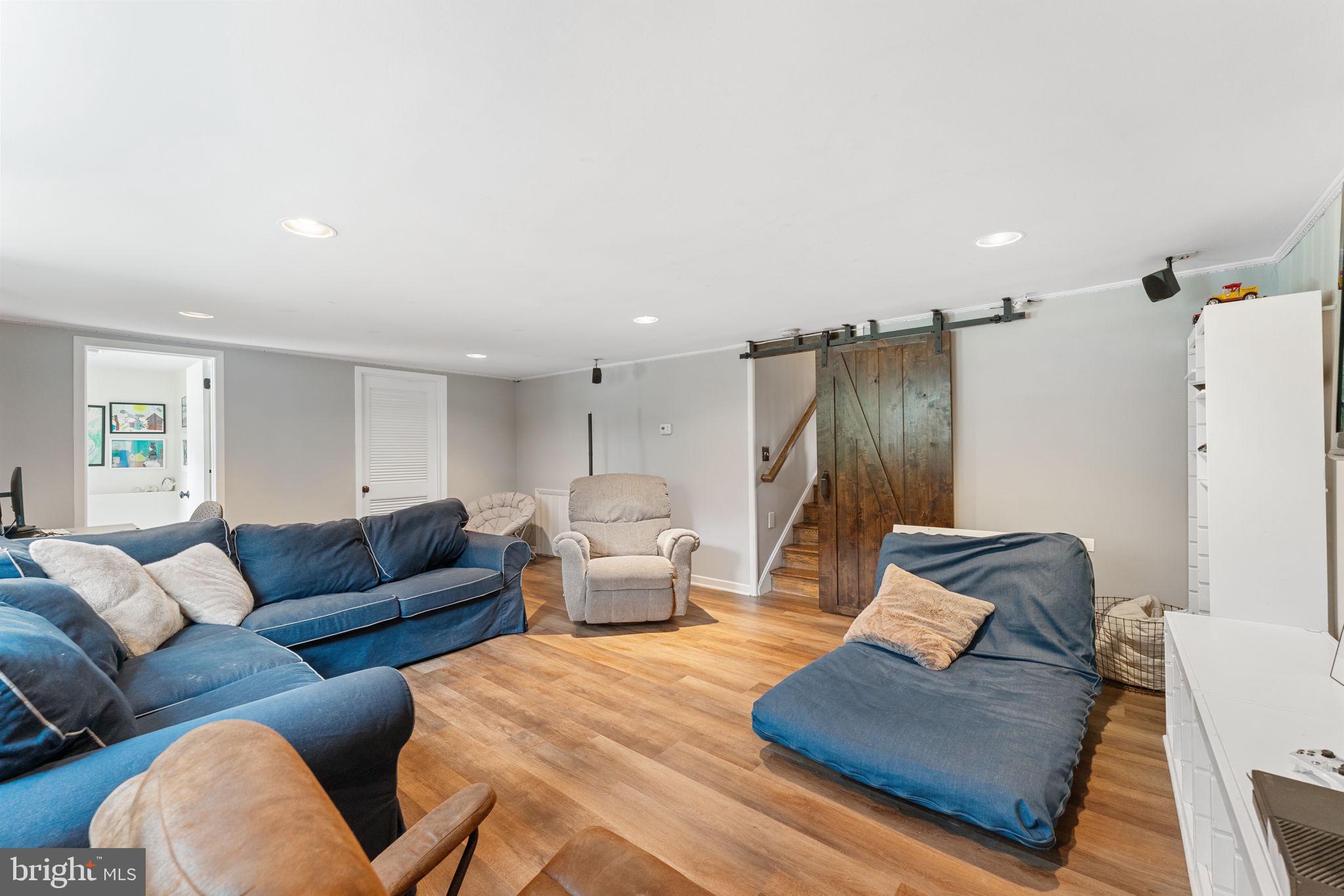 WILLISTOWN ACRES - Residential