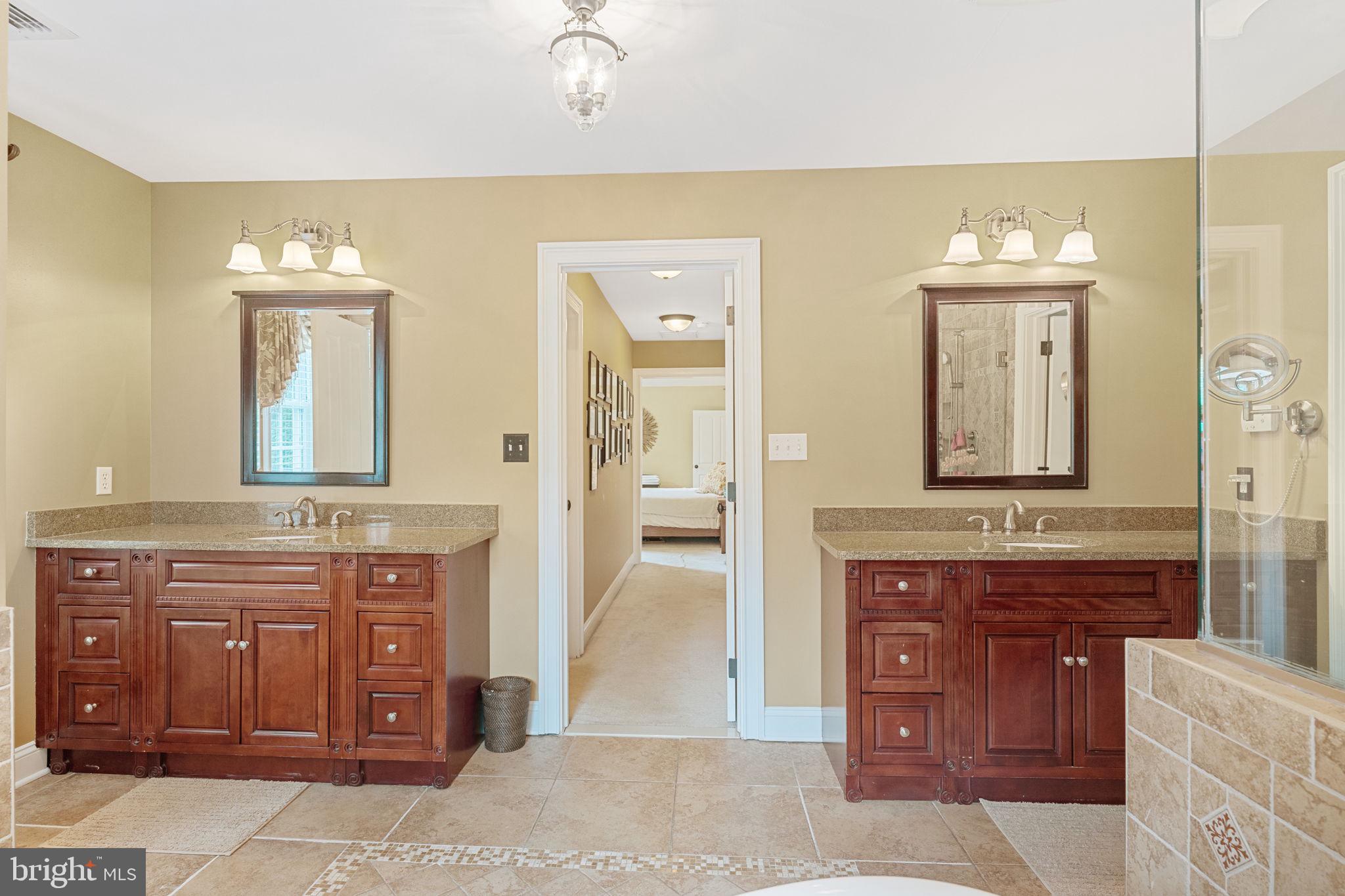 WILLISTOWN ACRES - Residential