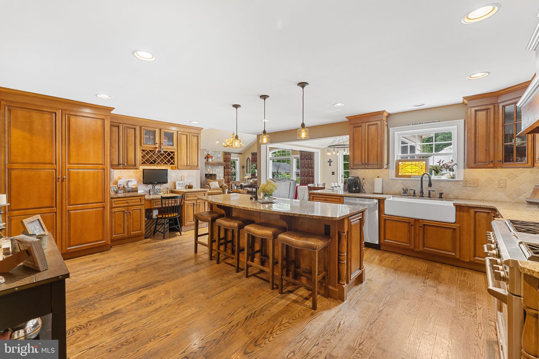 WILLISTOWN ACRES - Residential