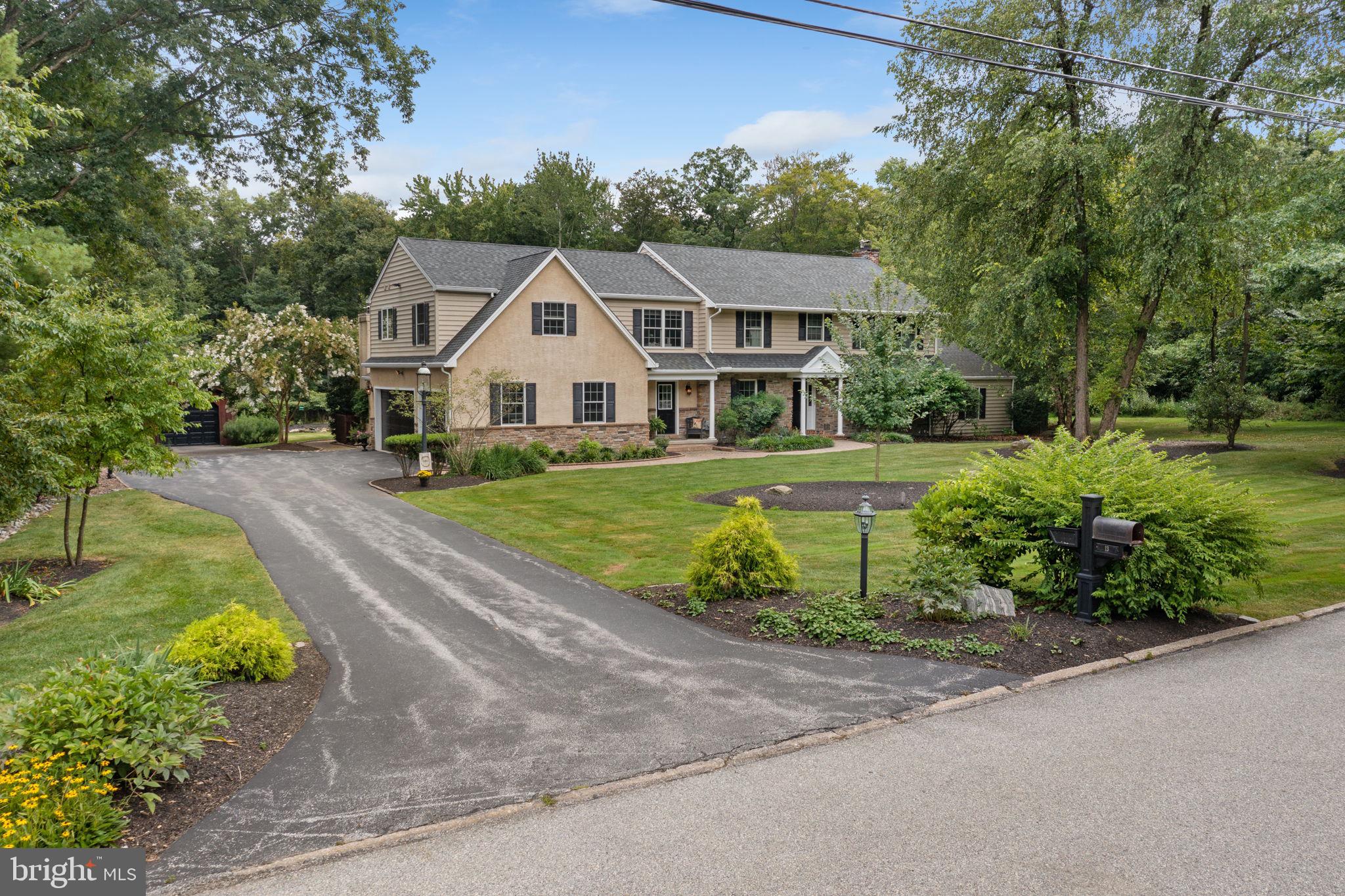 WILLISTOWN ACRES - Residential