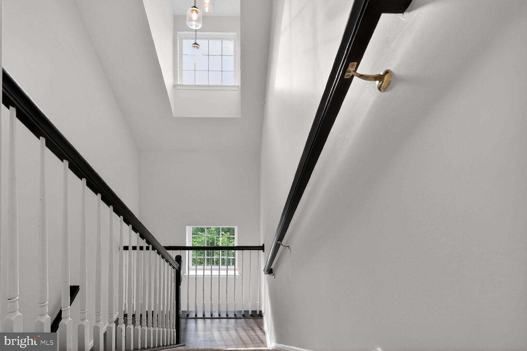 THE TOWNES AT VILLAGE PLACE - Residential