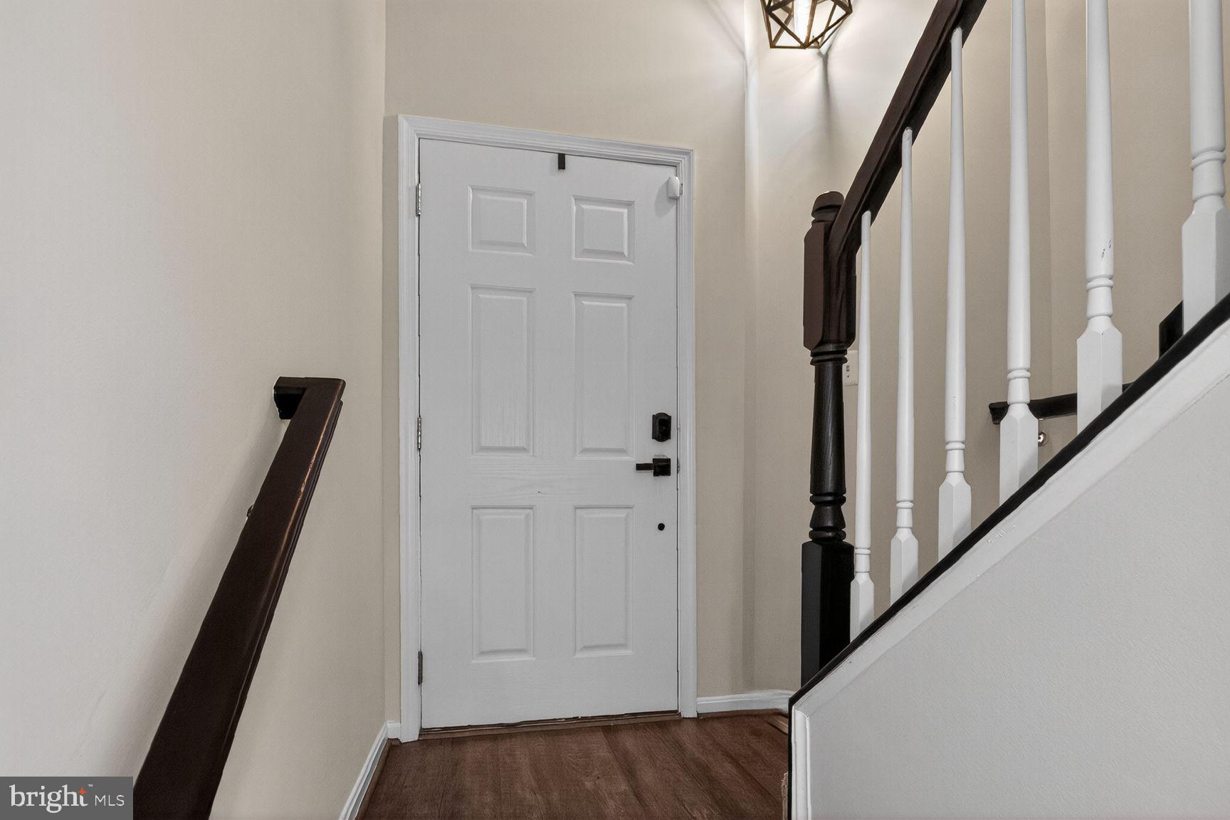 THE TOWNES AT VILLAGE PLACE - Residential