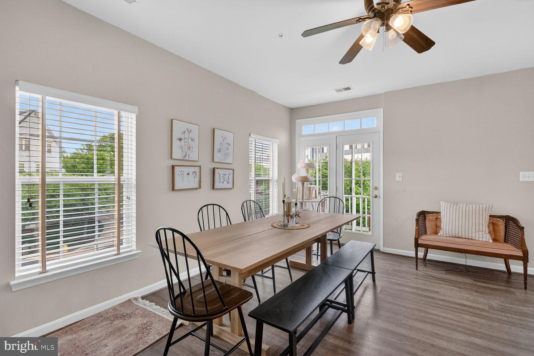 THE TOWNES AT VILLAGE PLACE - Residential