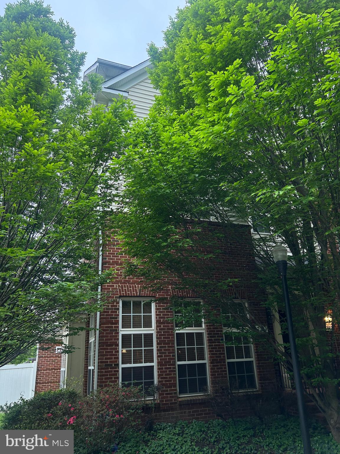 THE TOWNES AT VILLAGE PLACE - Residential