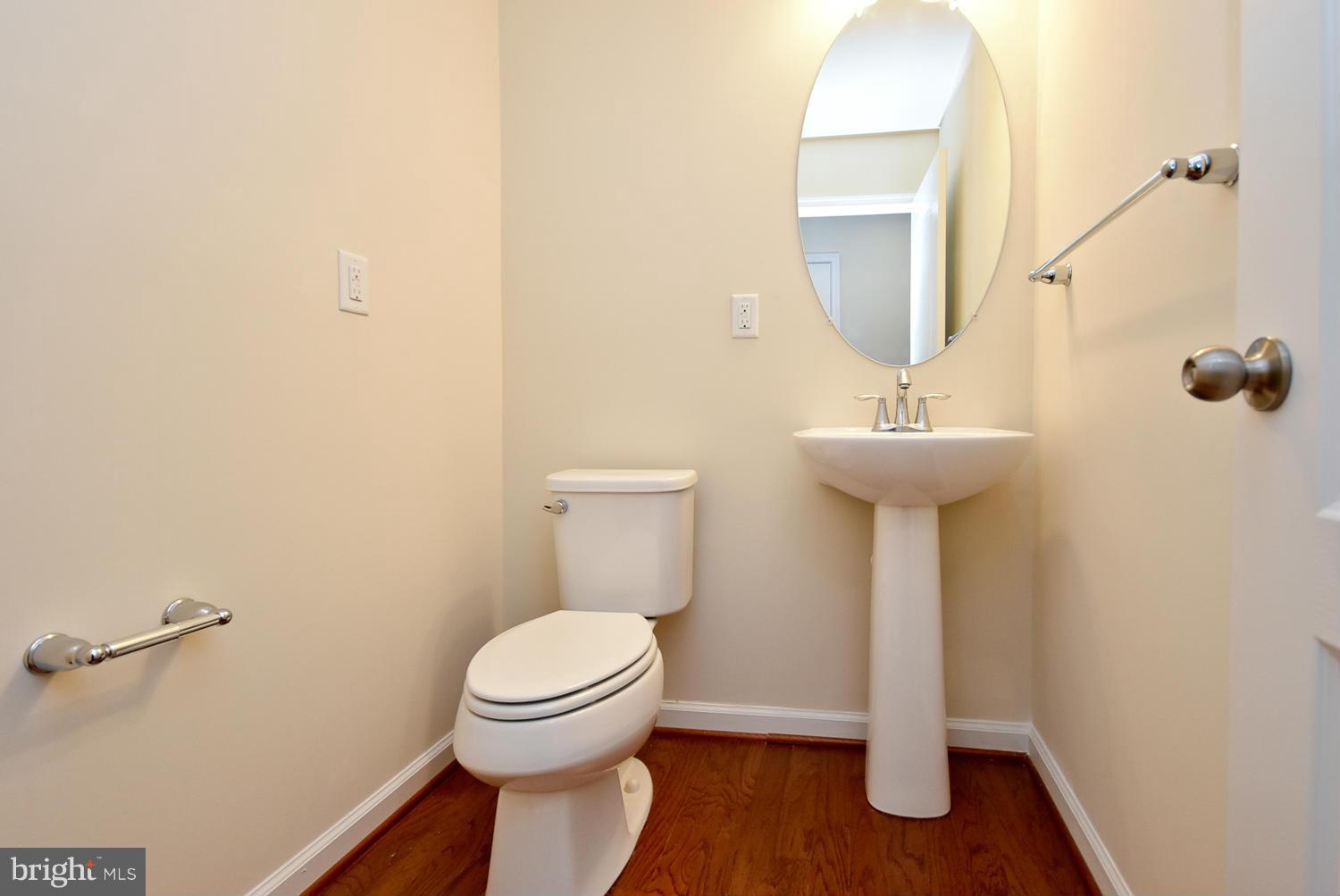 CHELSEA MANOR - Residential