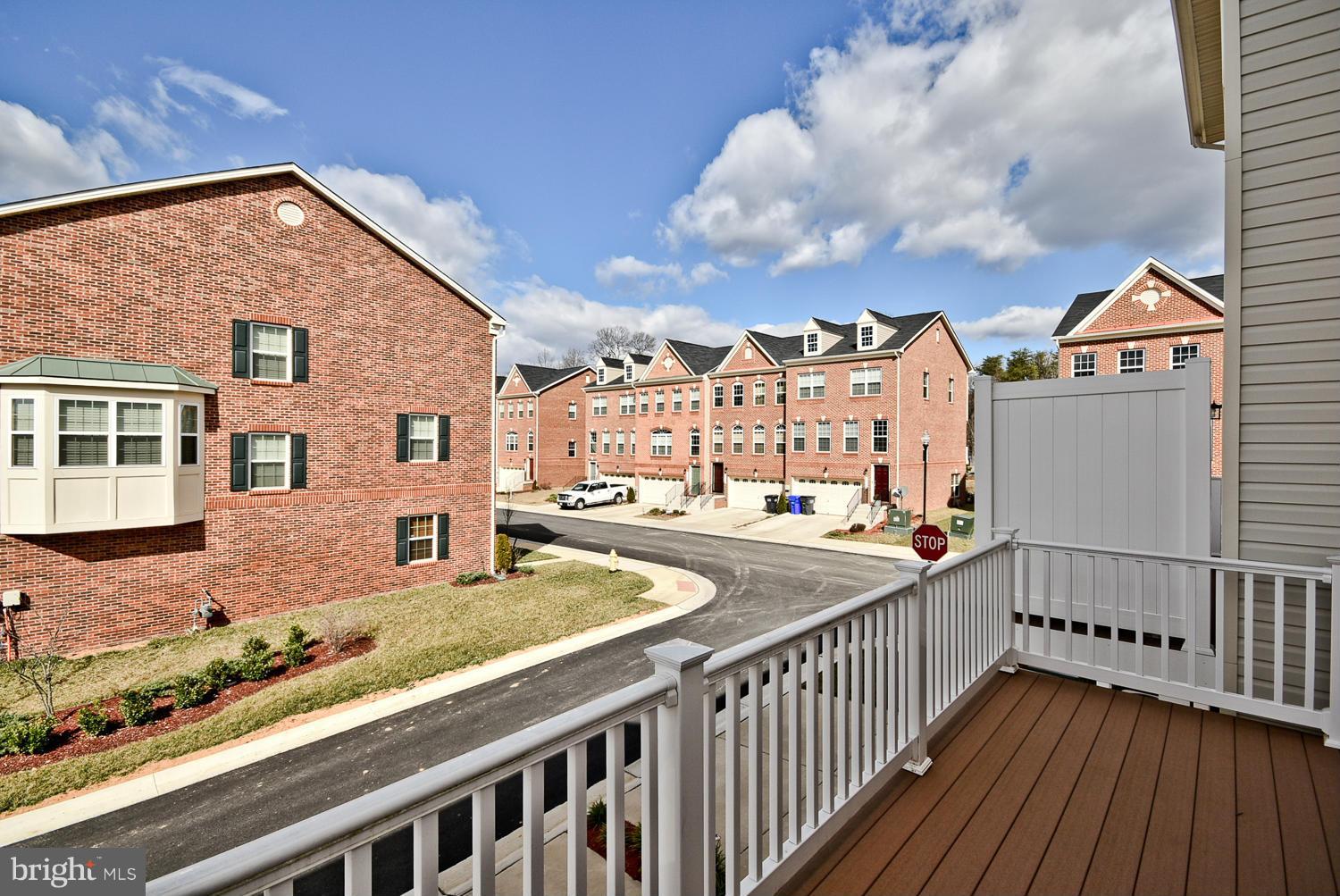 CHELSEA MANOR - Residential