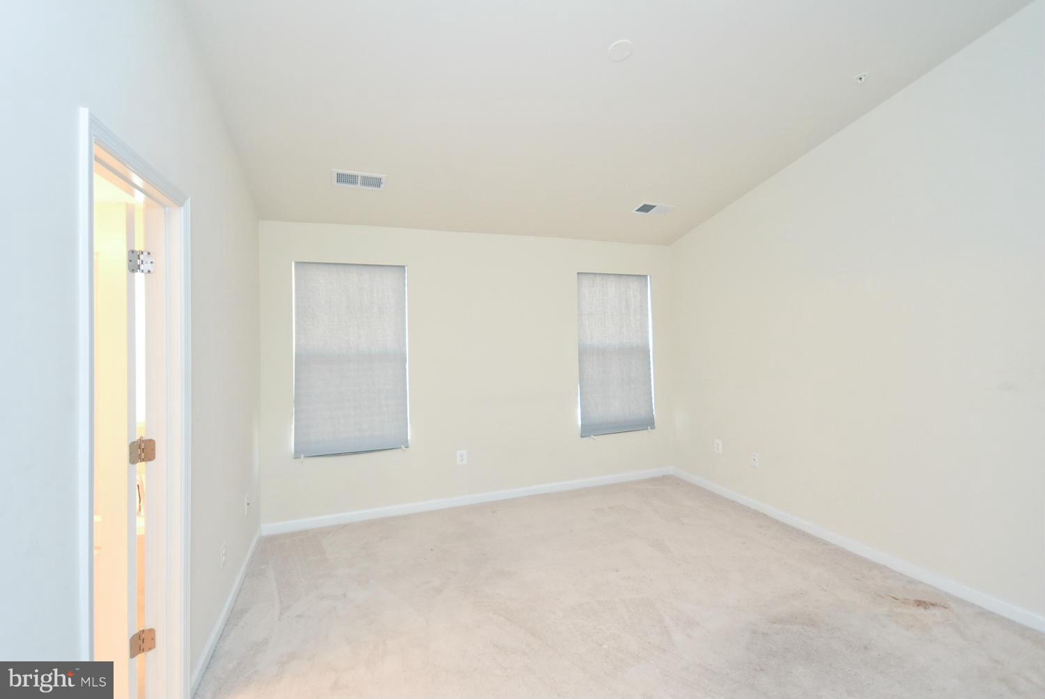 CHELSEA MANOR - Residential