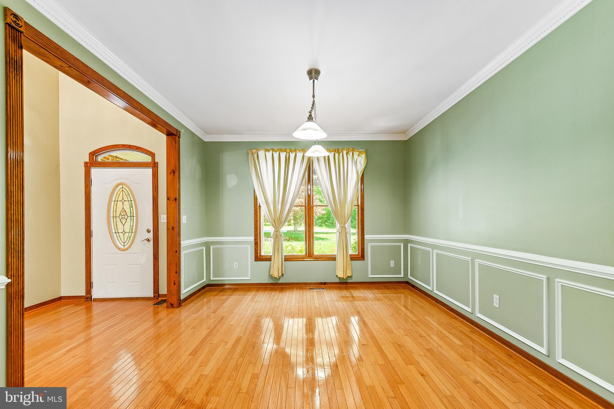 HUNTING CREEK WOODS - Residential