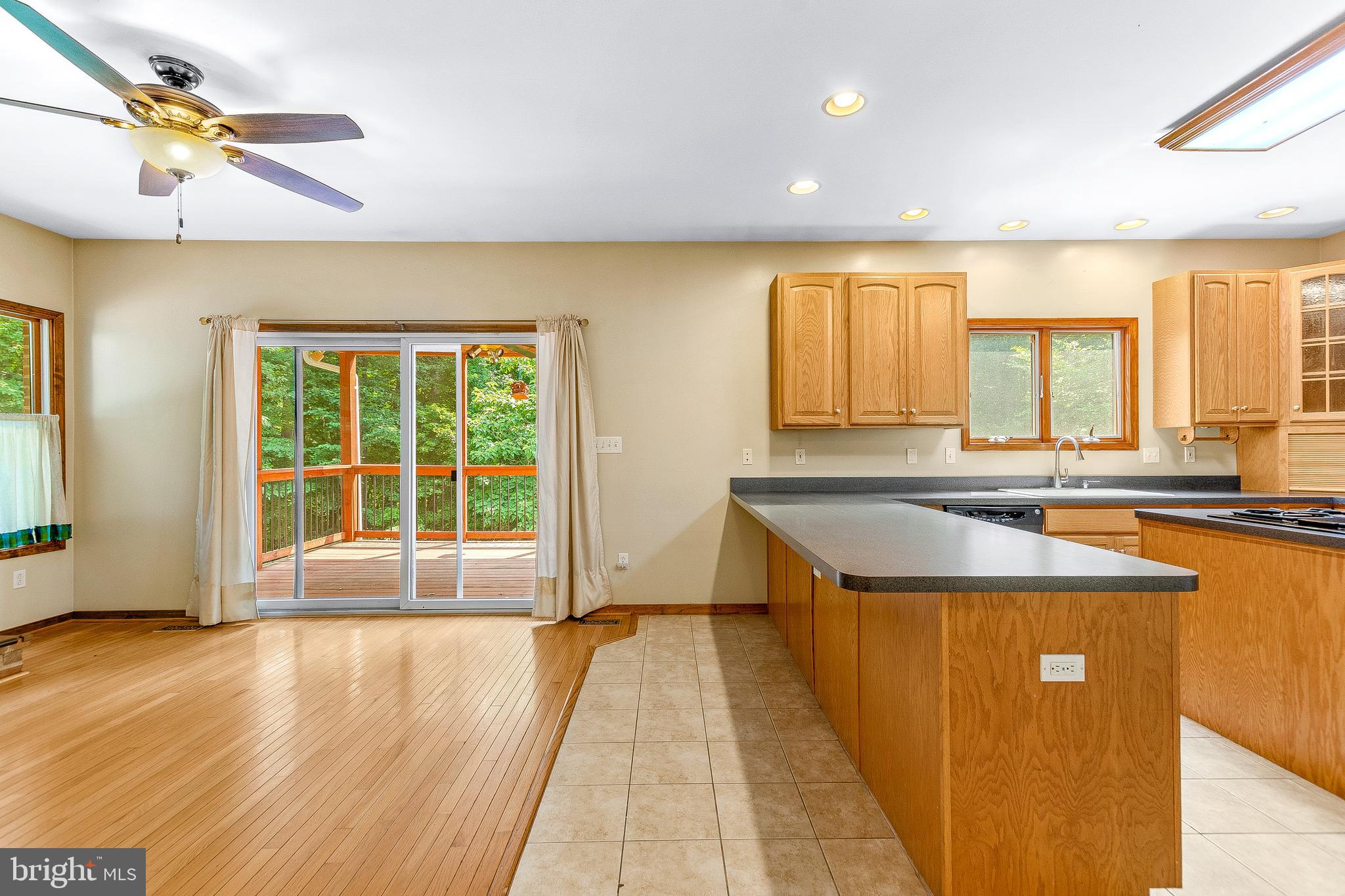 HUNTING CREEK WOODS - Residential