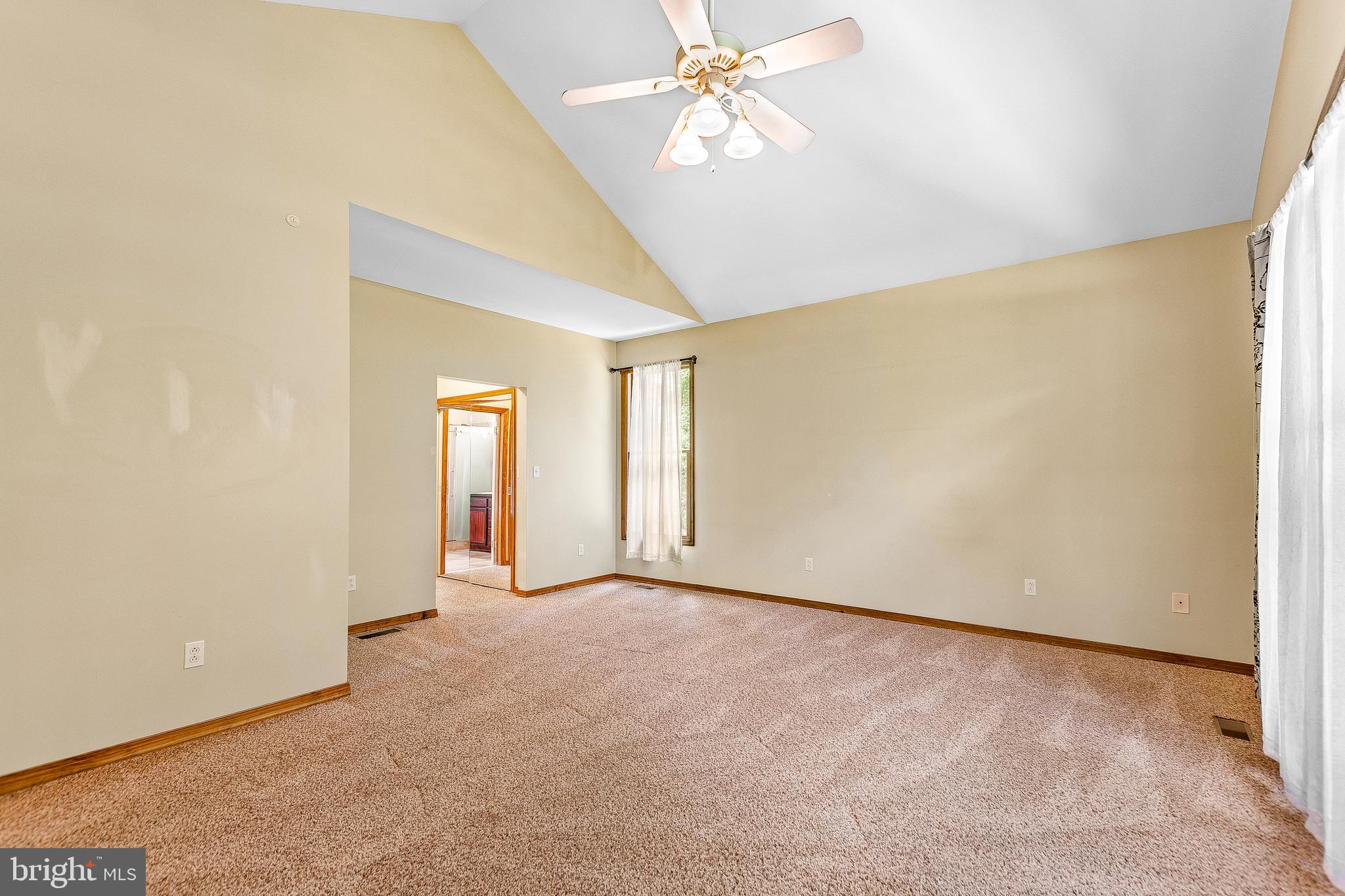 HUNTING CREEK WOODS - Residential