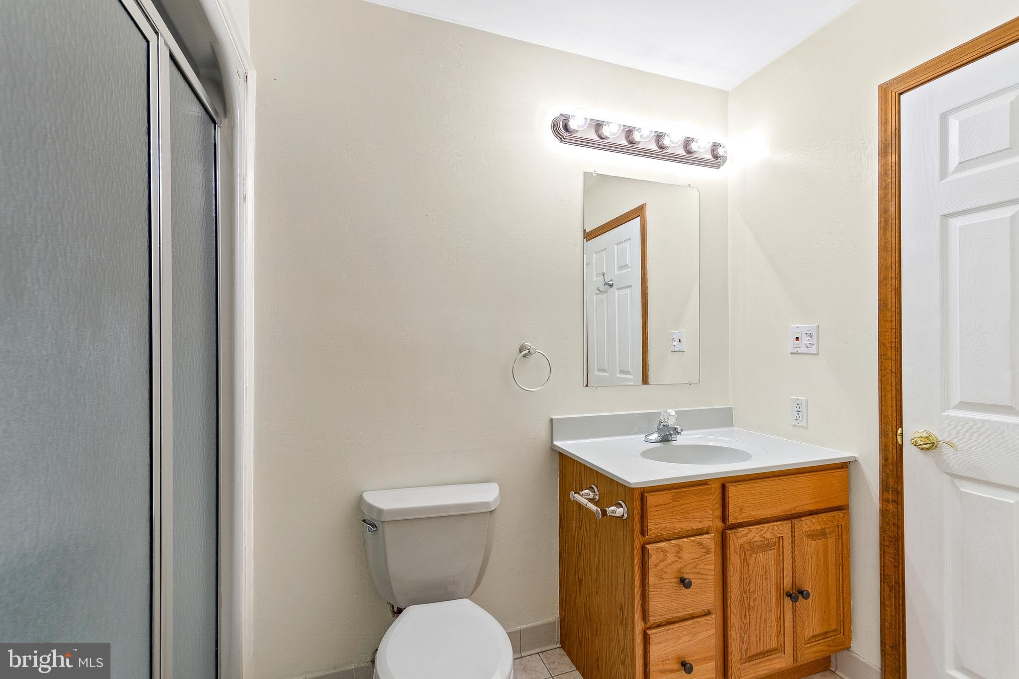 HUNTING CREEK WOODS - Residential