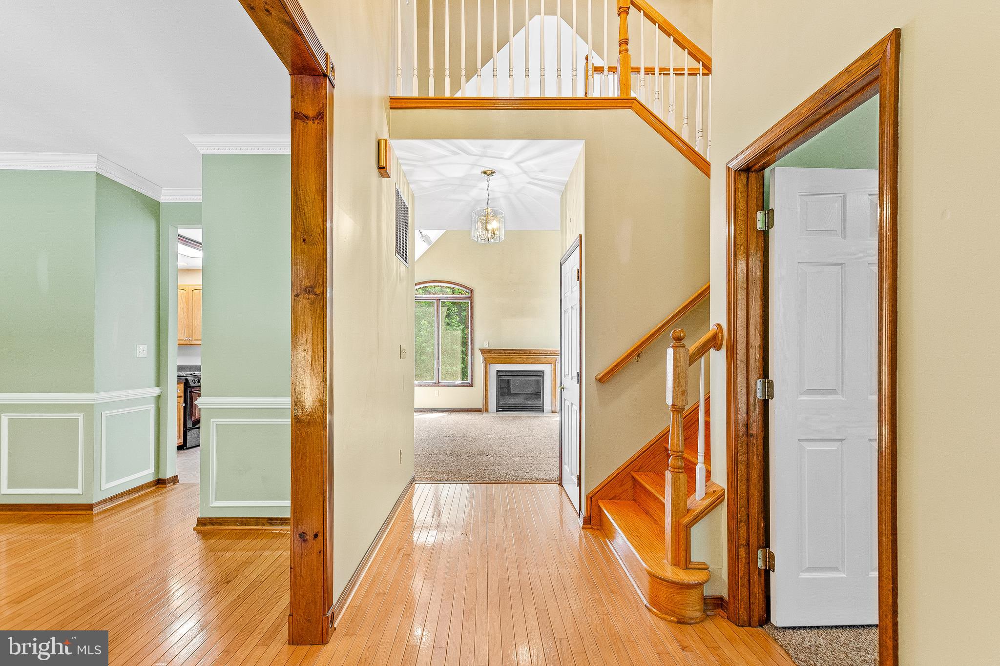 HUNTING CREEK WOODS - Residential