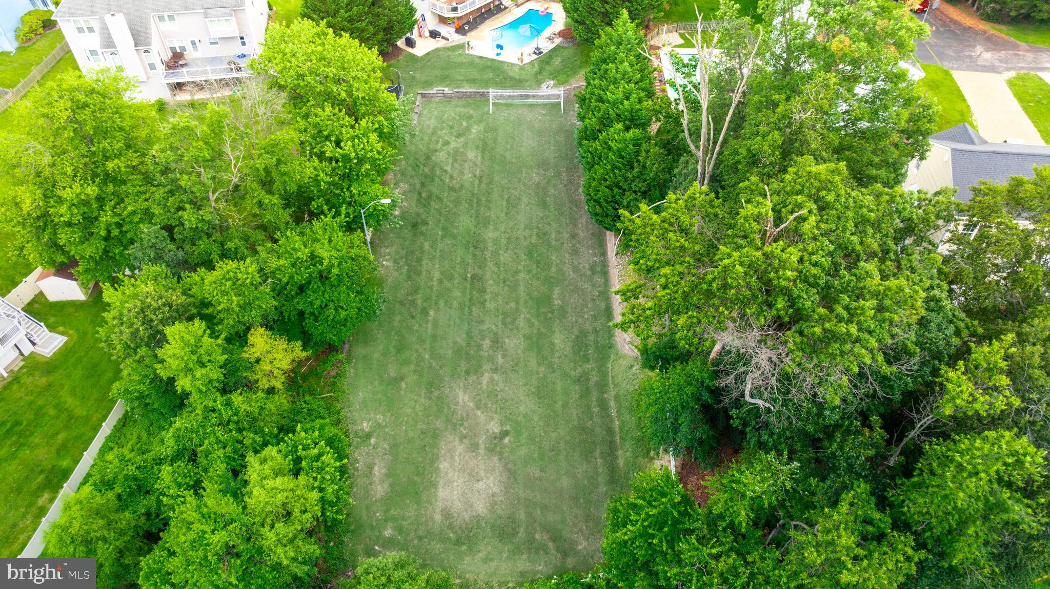 5 KENT NARROWS COURT