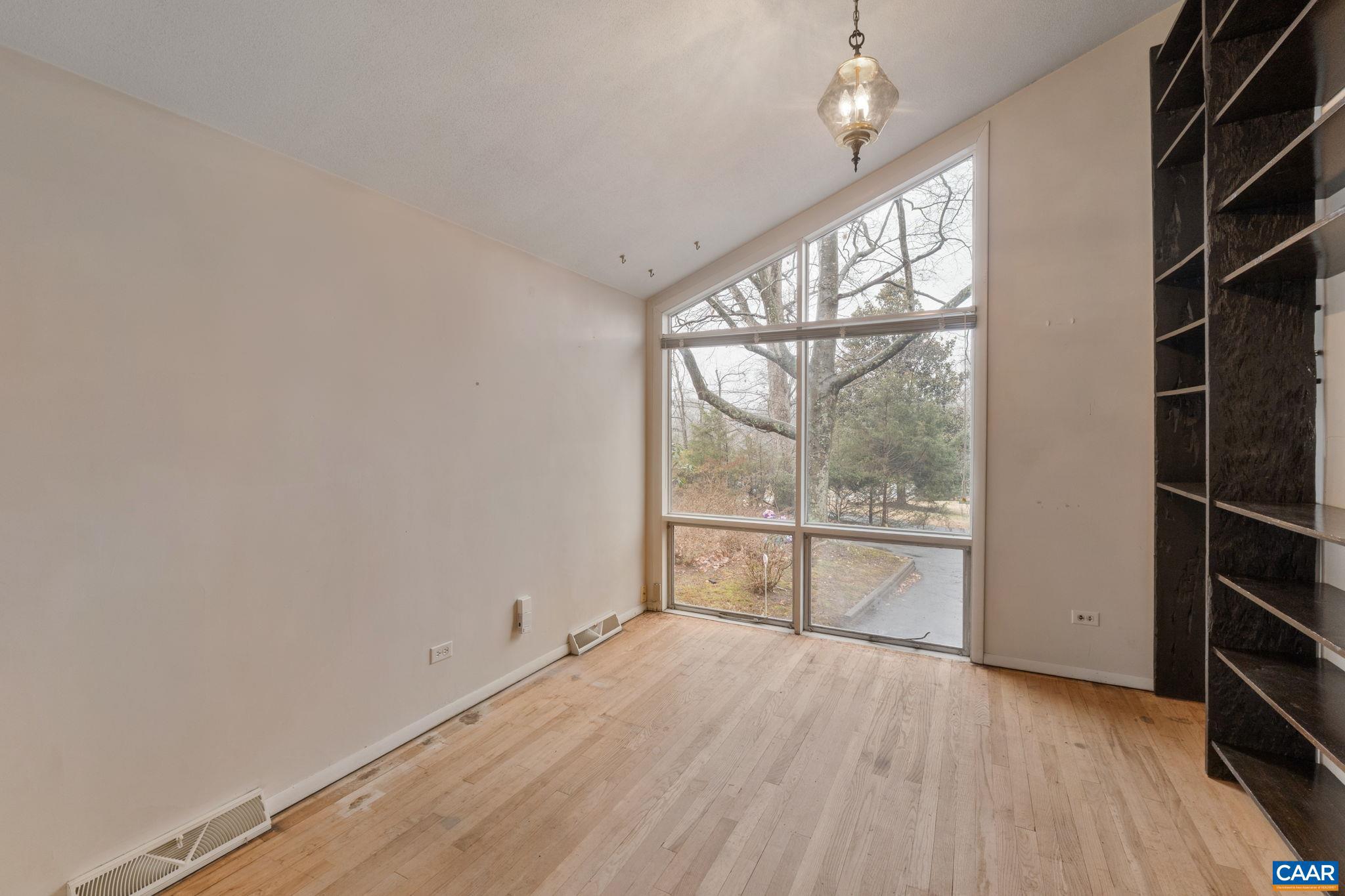 NORTHFIELDS - Residential