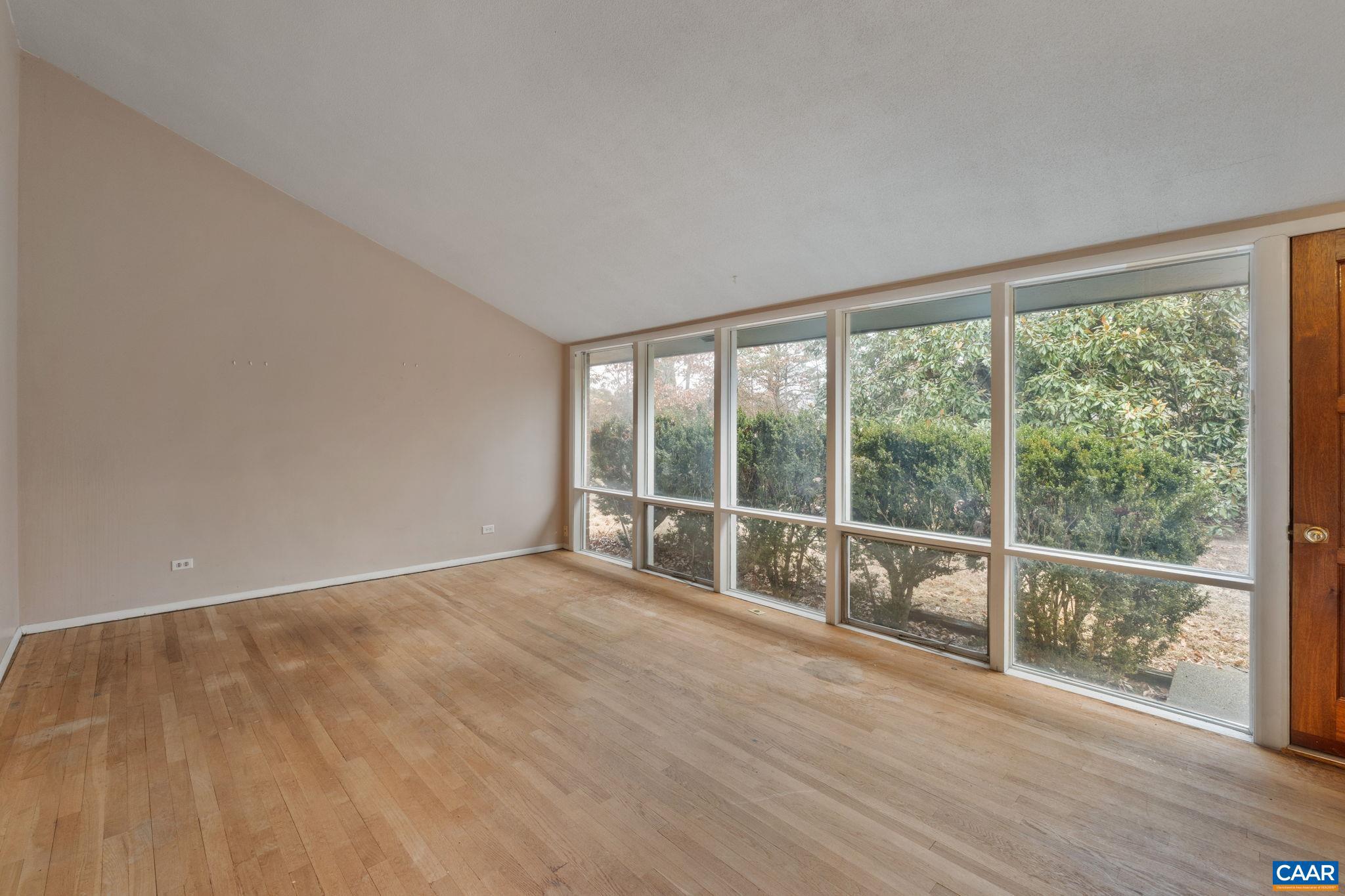 NORTHFIELDS - Residential