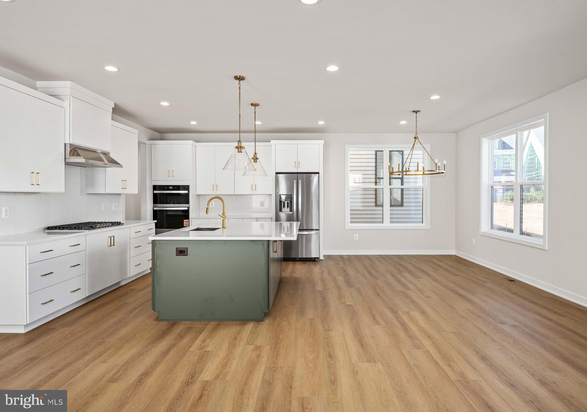 41672 OAK BEND COURT