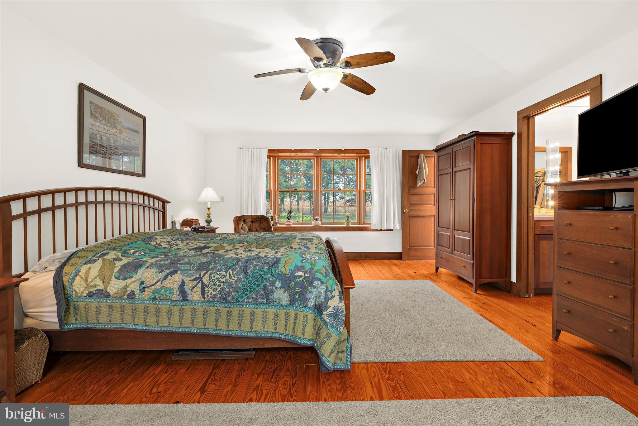 111 MT MILLS LANE