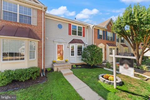 Photo of 43247 Clearnight Terrace, ASHBURN, VA 20147 (MLS # VALO2133736)