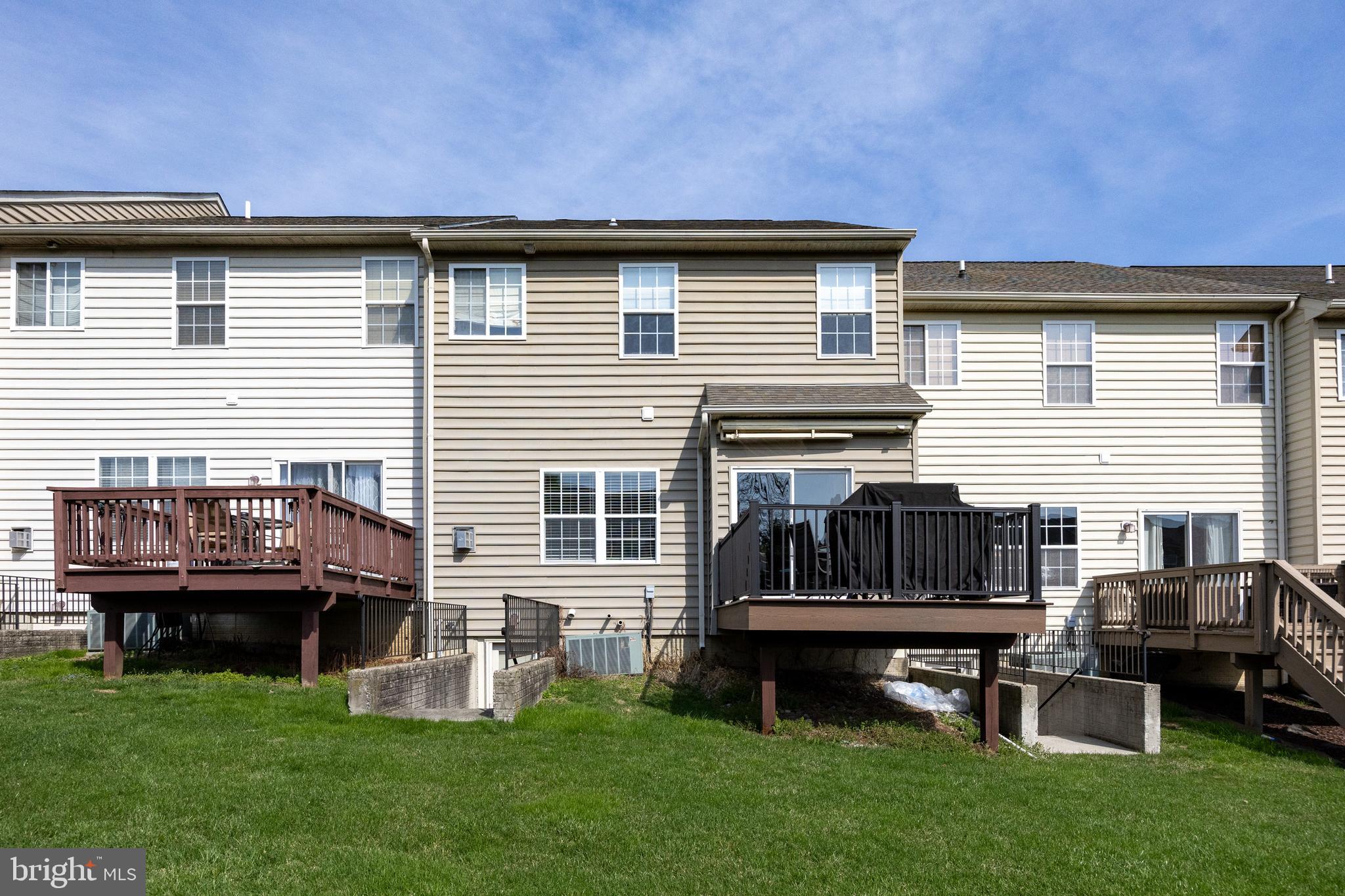 PENNS MANOR - Residential