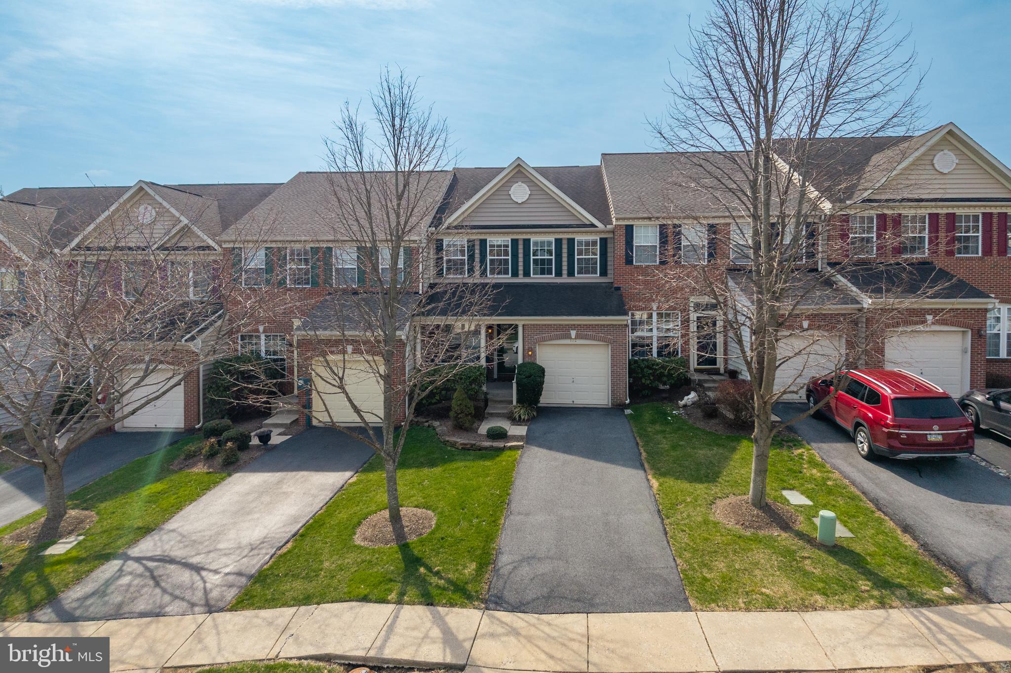 PENNS MANOR - Residential