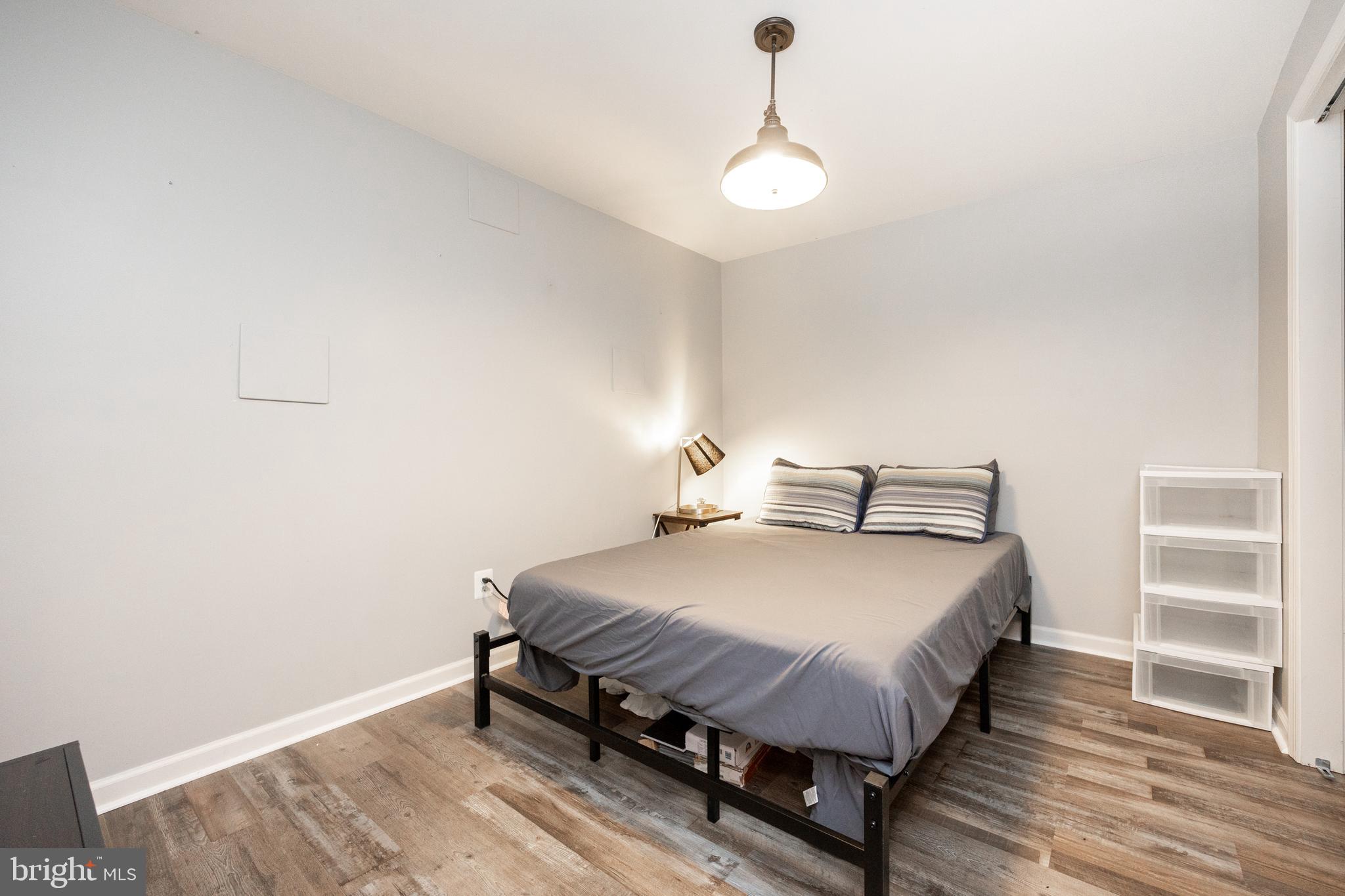 PENNS MANOR - Residential