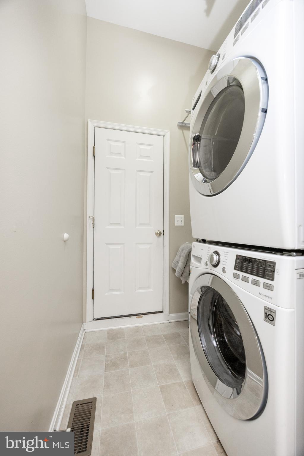 PENNS MANOR - Residential