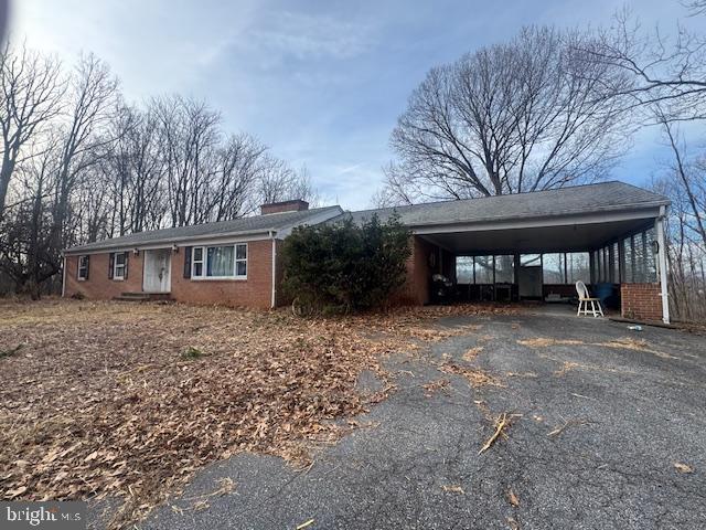 COURTHOUSE MOUNTAIN - Residential