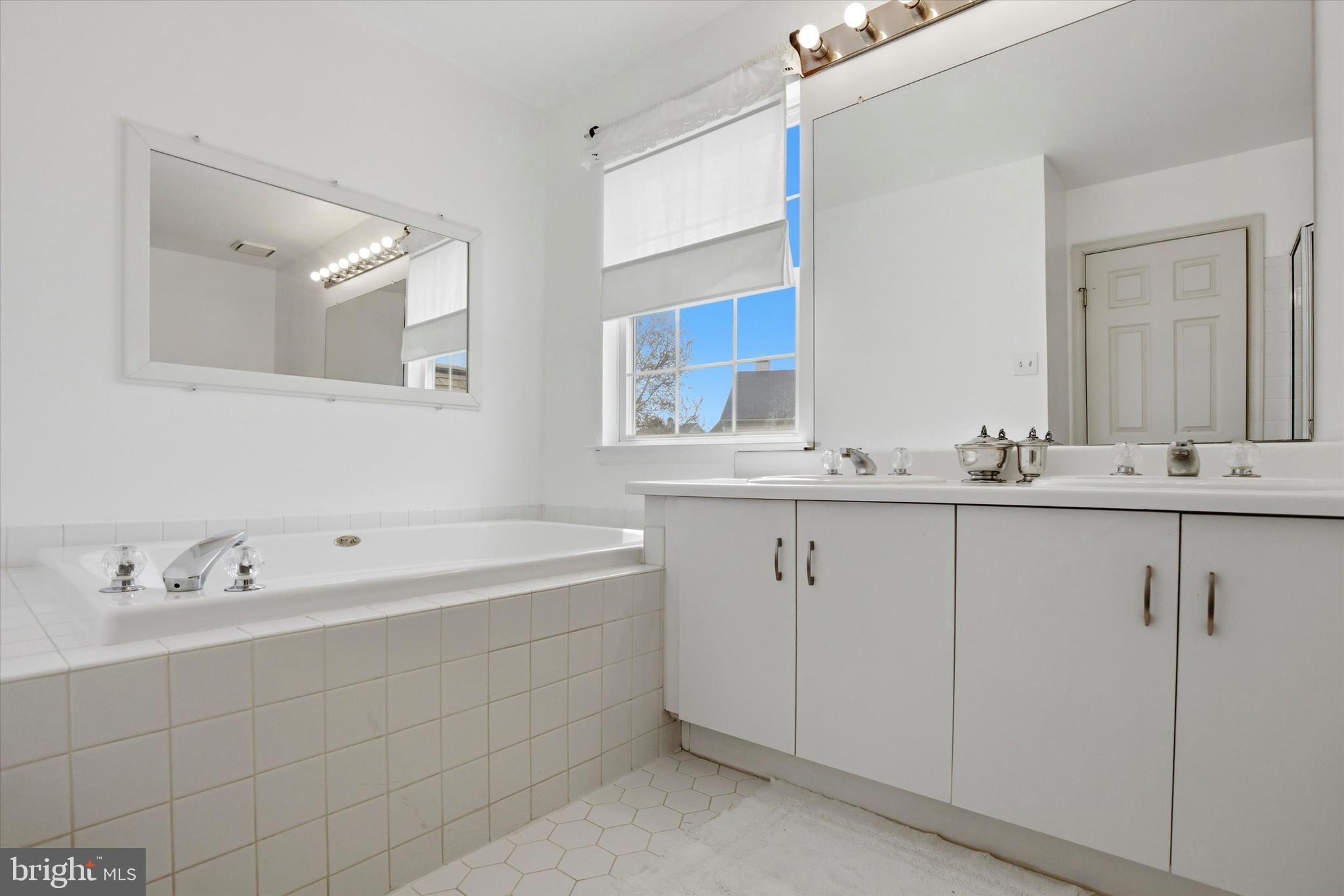 FOX HEATH - Residential