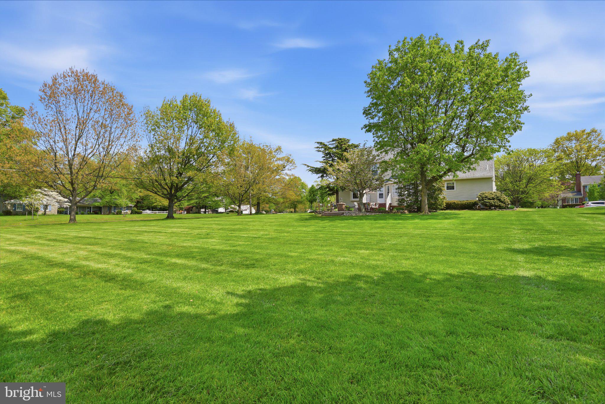 OXFORD MANOR - Residential