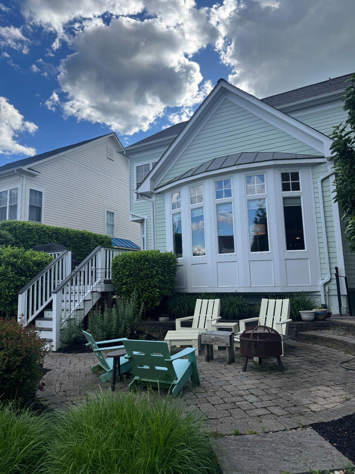 612 GREYSANDS LANE