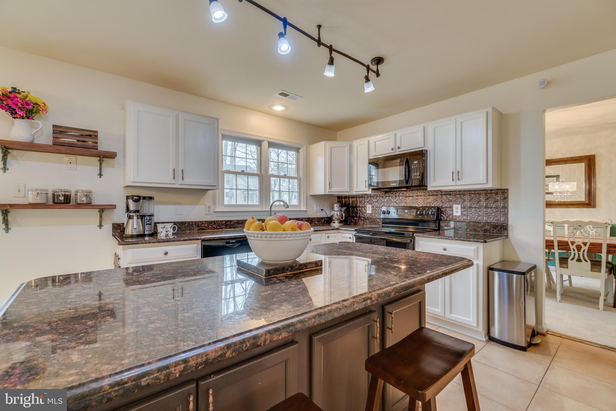 SUMMERWOOD - Residential