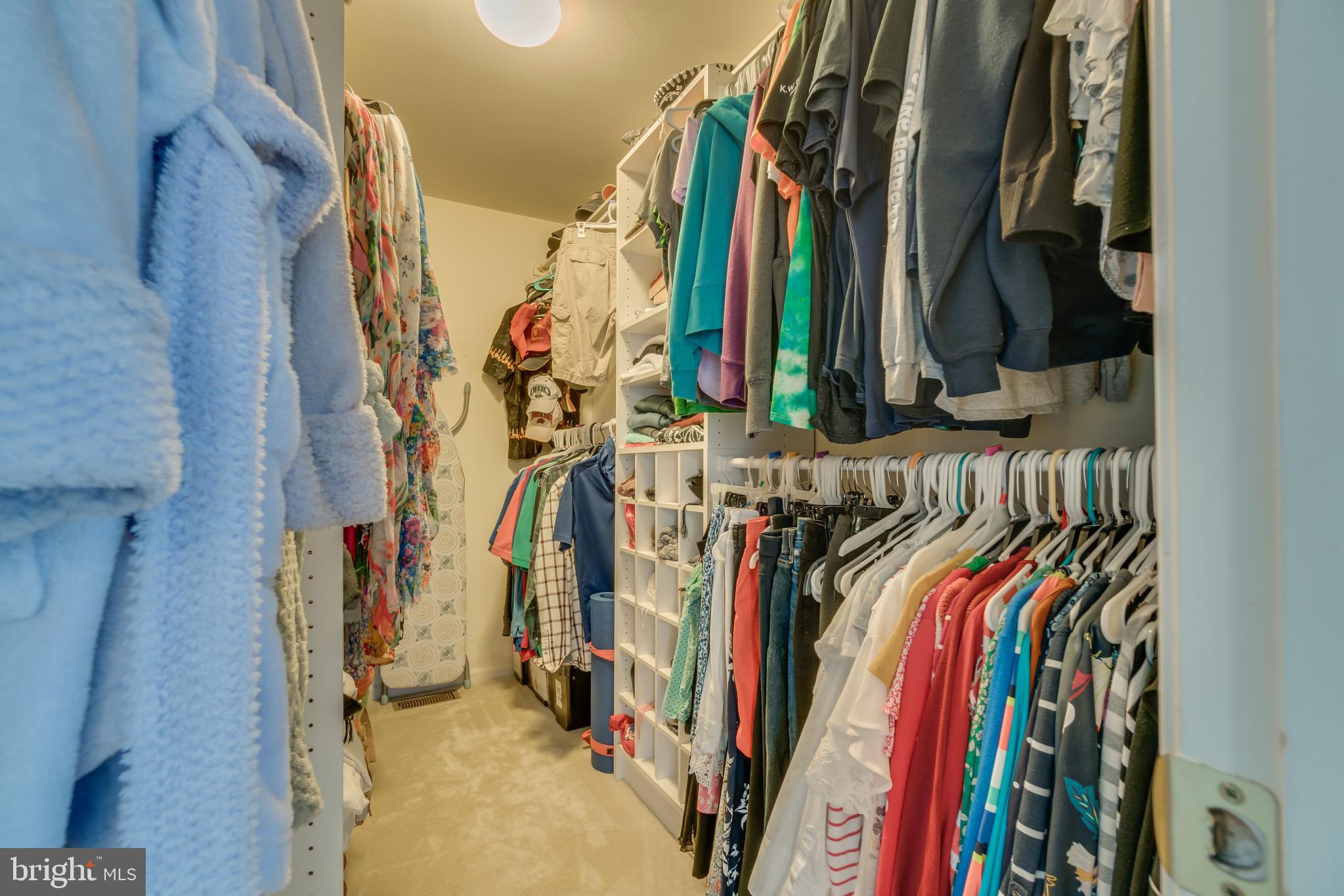 SUMMERWOOD - Residential