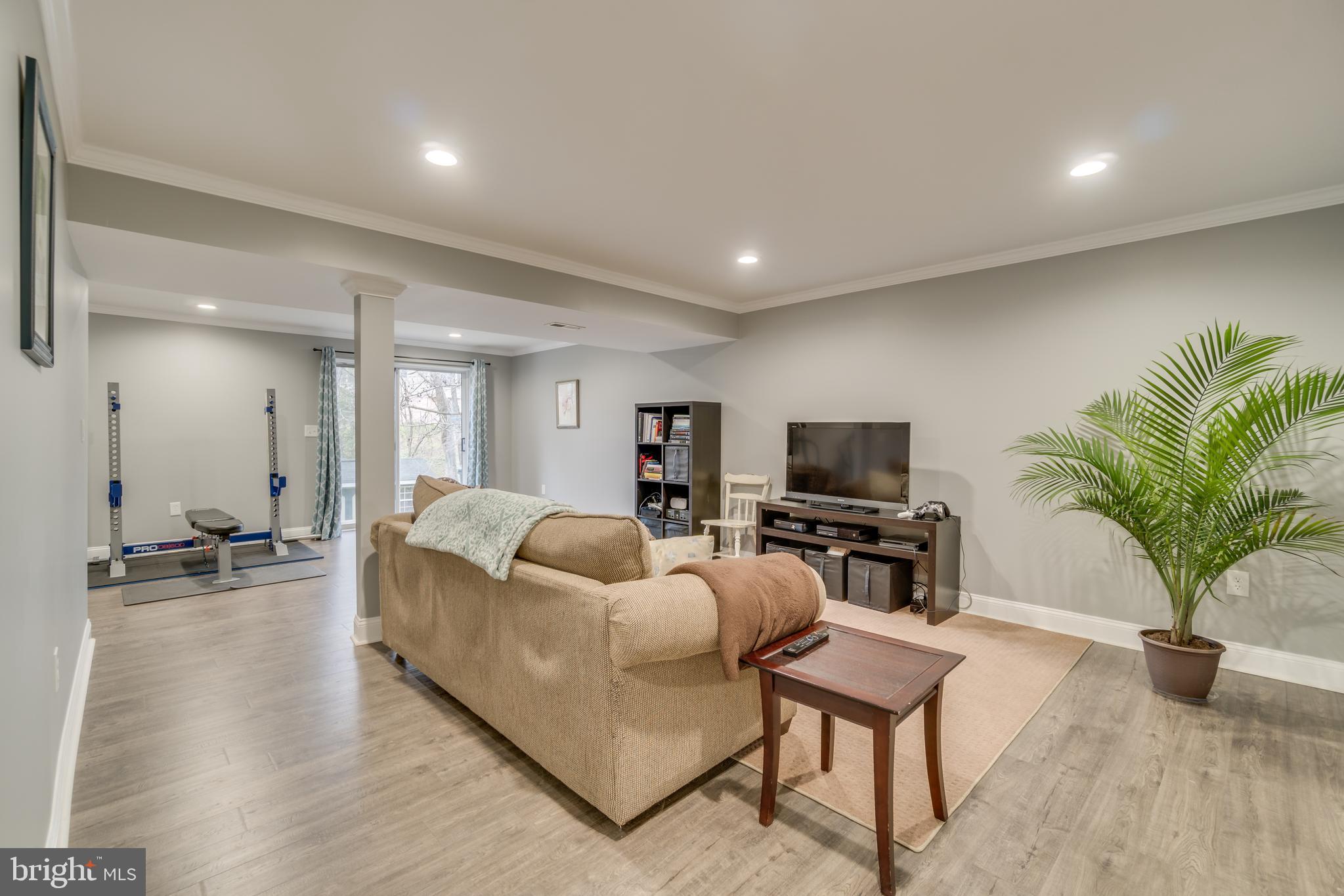 SUMMERWOOD - Residential