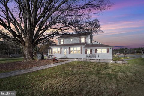 Photo of 82 Ridge Street, SMOKERUN, PA 16681 (MLS # PACD2044992)