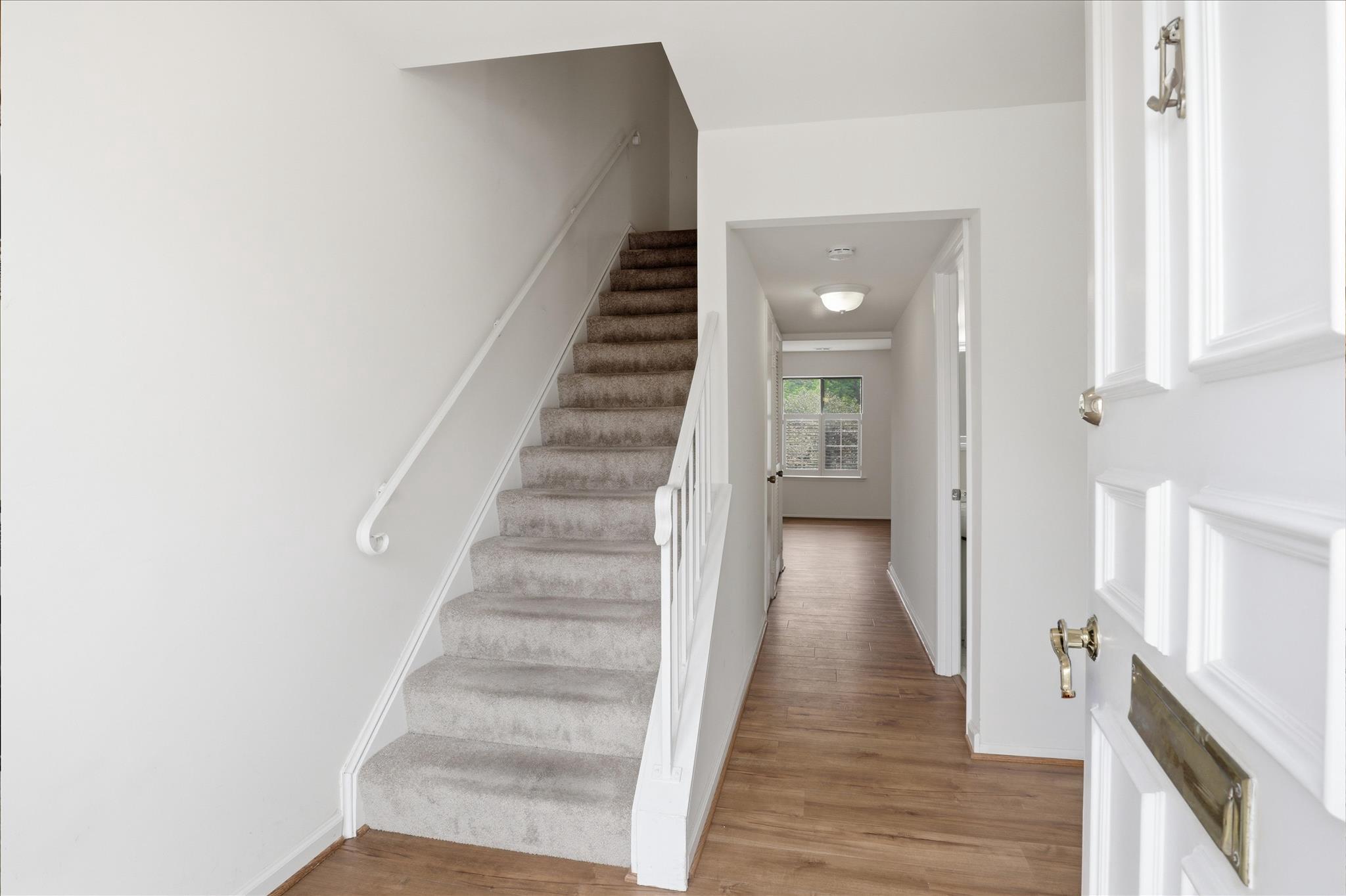 LEISURE WORLD - Residential