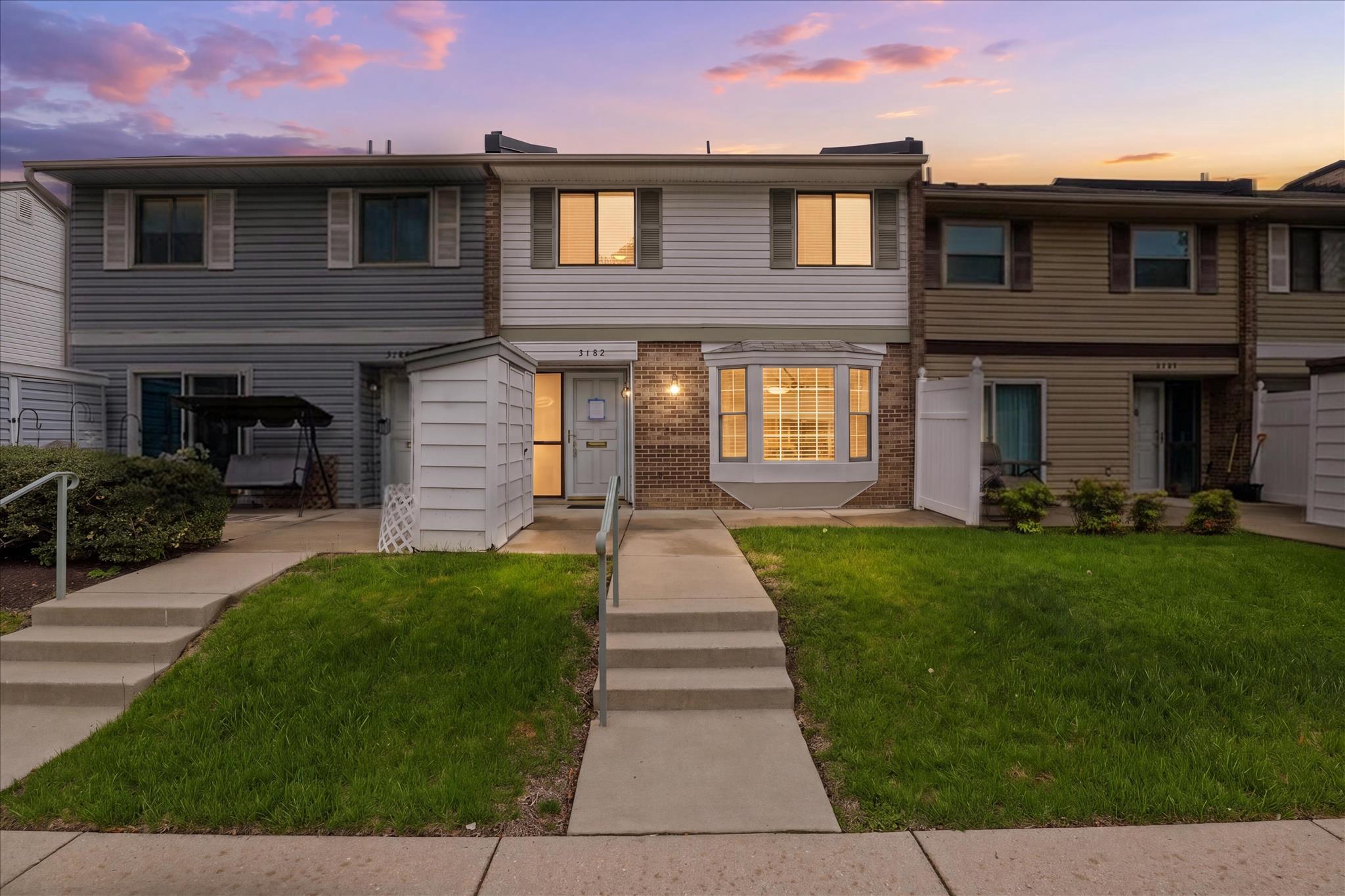LEISURE WORLD - Residential