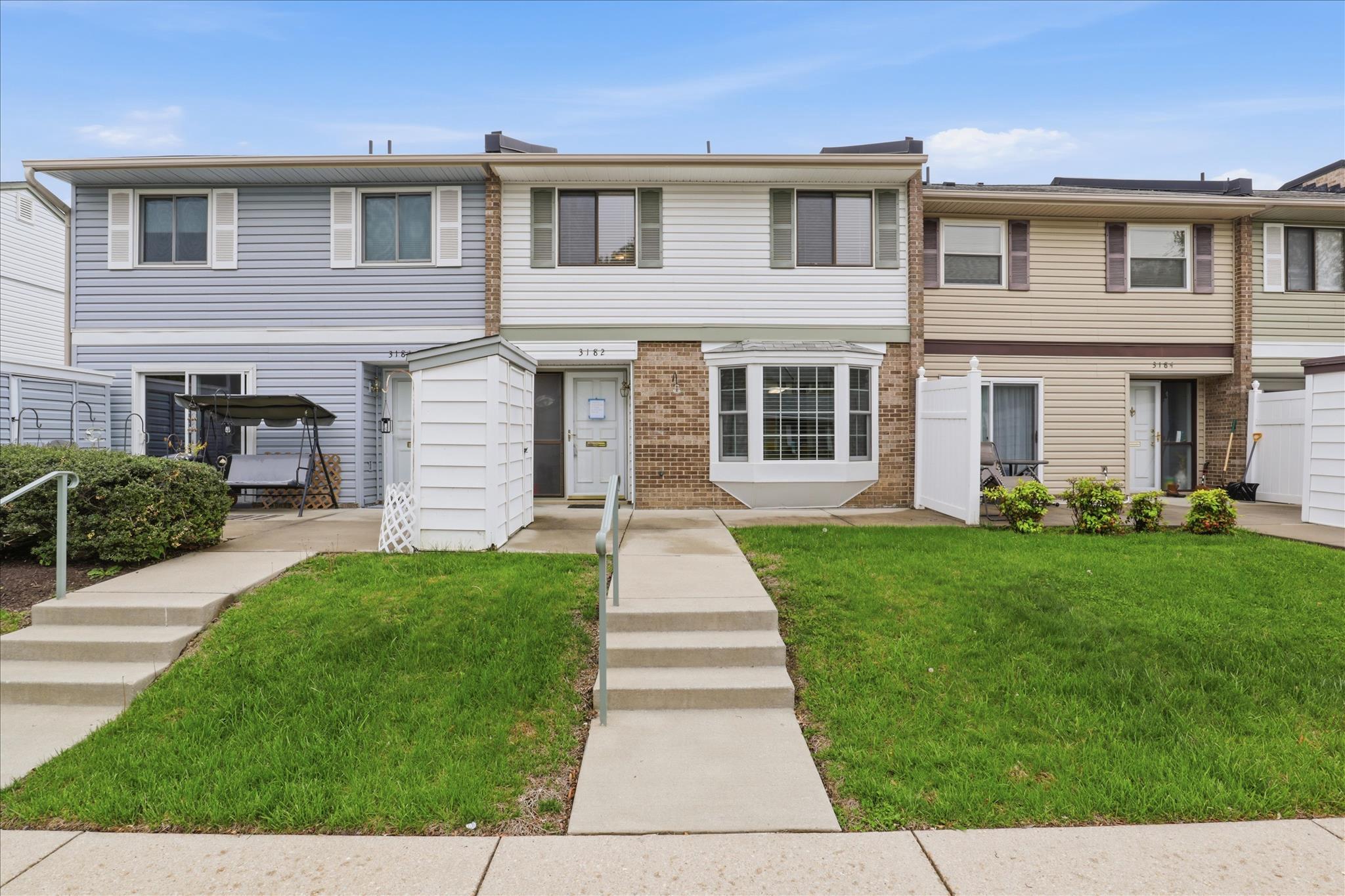 LEISURE WORLD - Residential