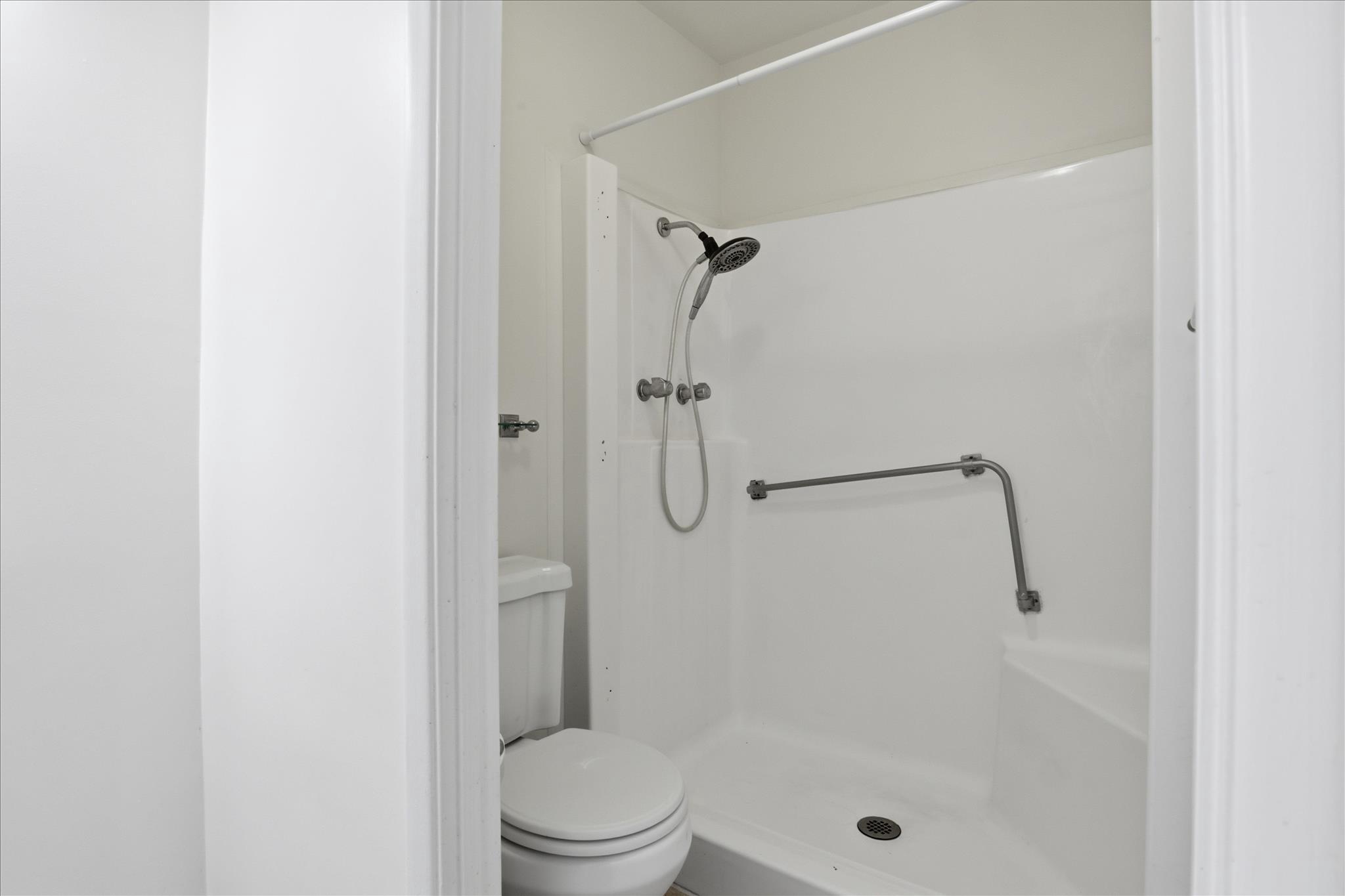 LEISURE WORLD - Residential